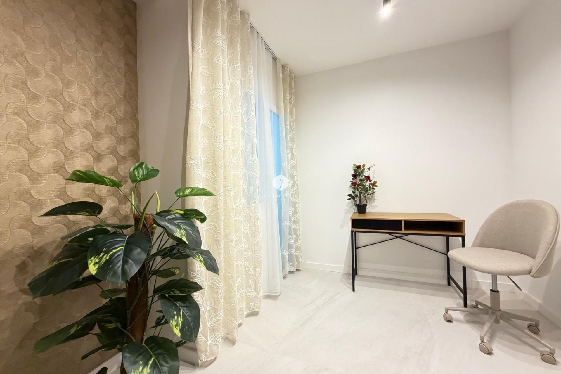 D'occasion - Appartement -
Torrevieja - Playa del Cura