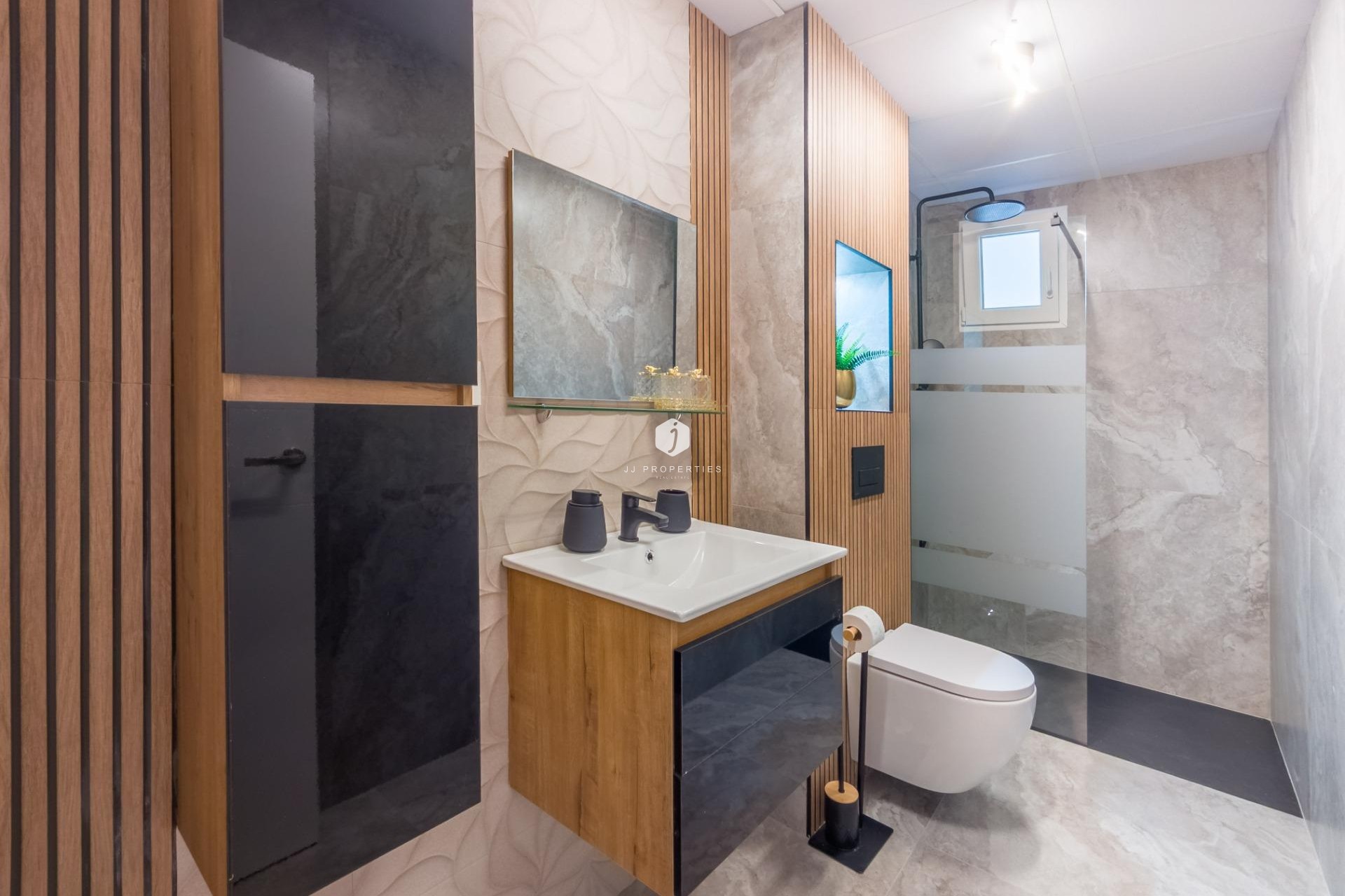 D'occasion - Appartement -
Torrevieja - Playa del Cura