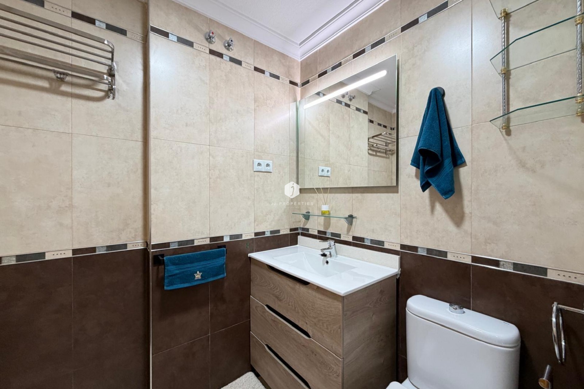 D'occasion - Appartement -
Torrevieja - Playa del Cura