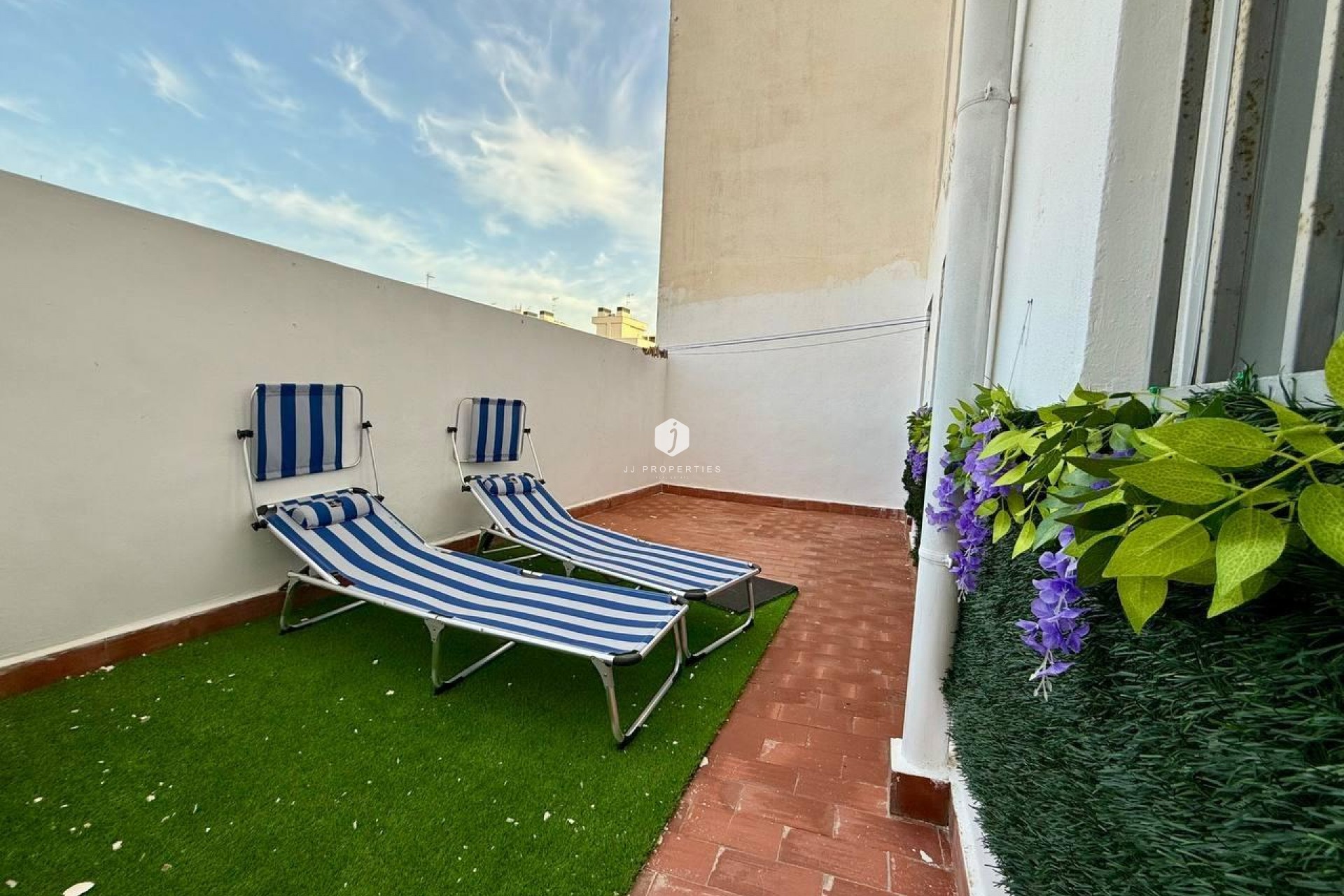D'occasion - Appartement -
Torrevieja - Playa del Cura