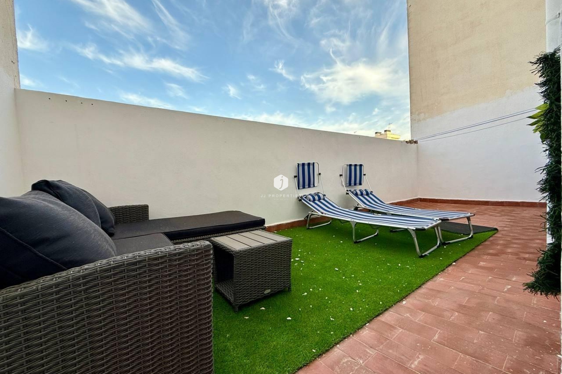 D'occasion - Appartement -
Torrevieja - Playa del Cura