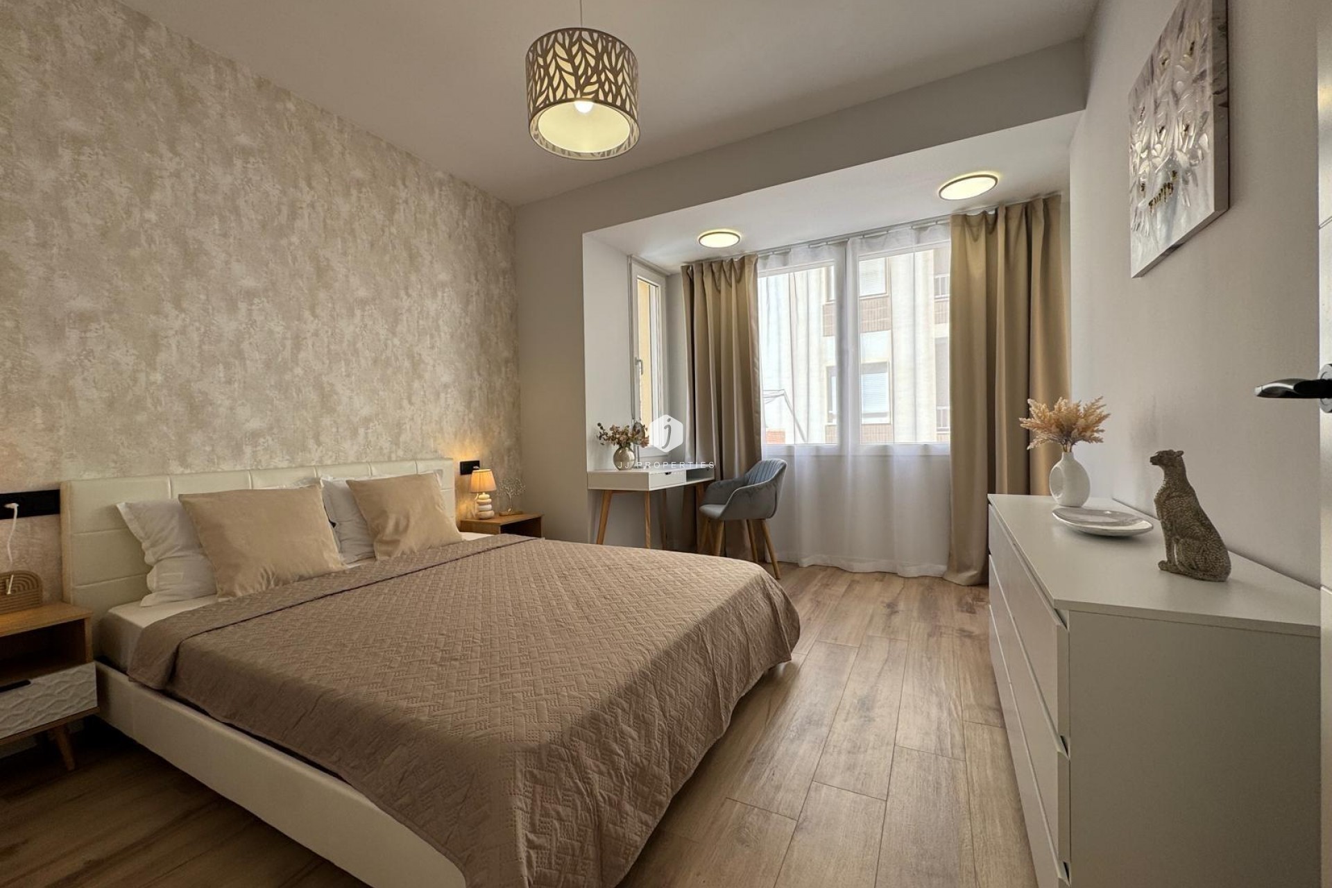 D'occasion - Appartement -
Torrevieja - Playa del Cura