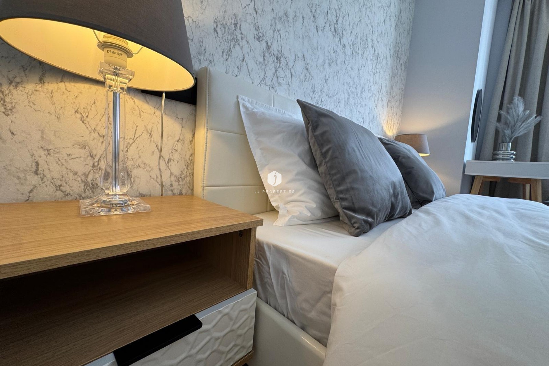 D'occasion - Appartement -
Torrevieja - Playa del Cura