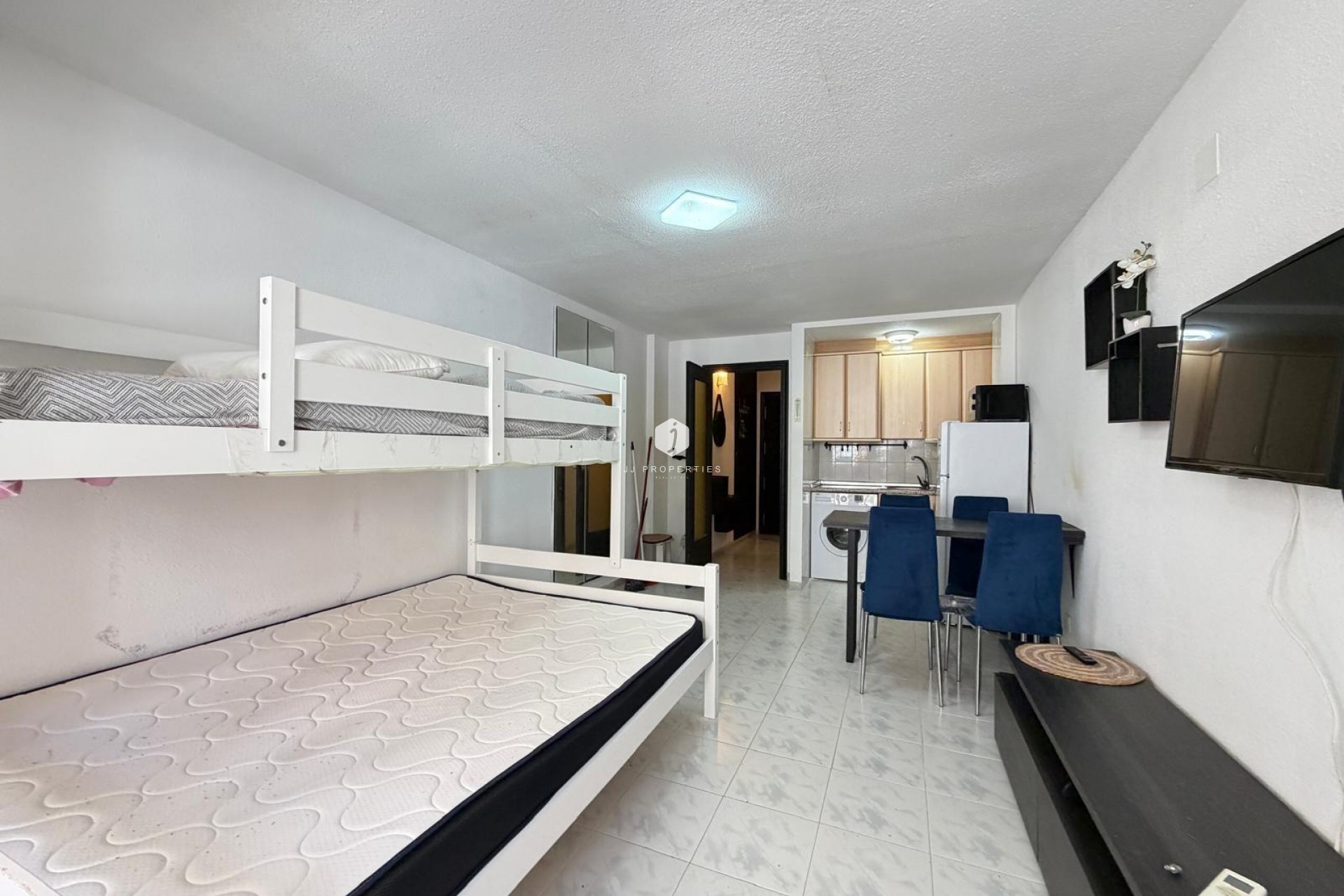 D'occasion - Appartement -
Torrevieja - Playa del Cura