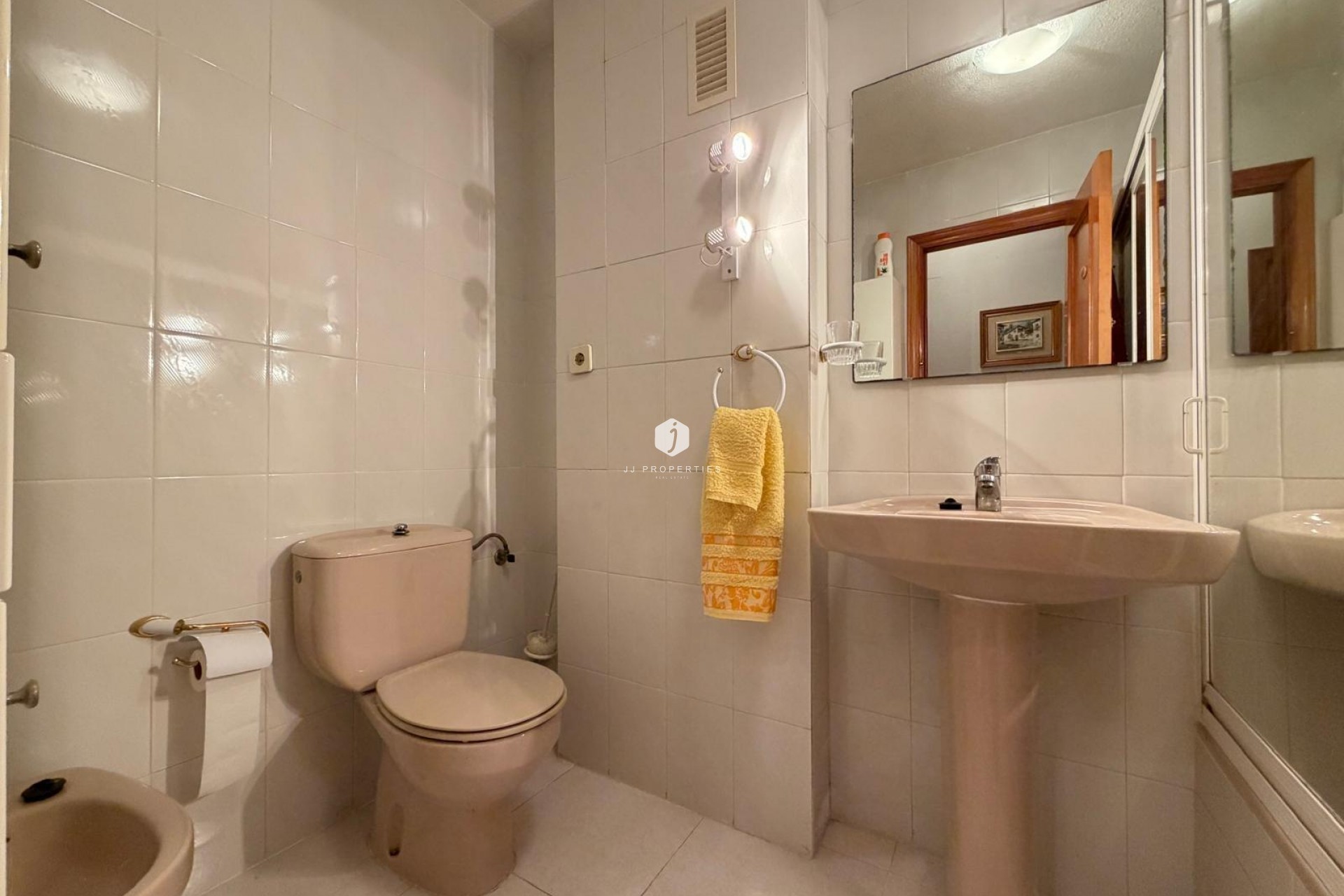D'occasion - Appartement -
Torrevieja - Playa del Cura
