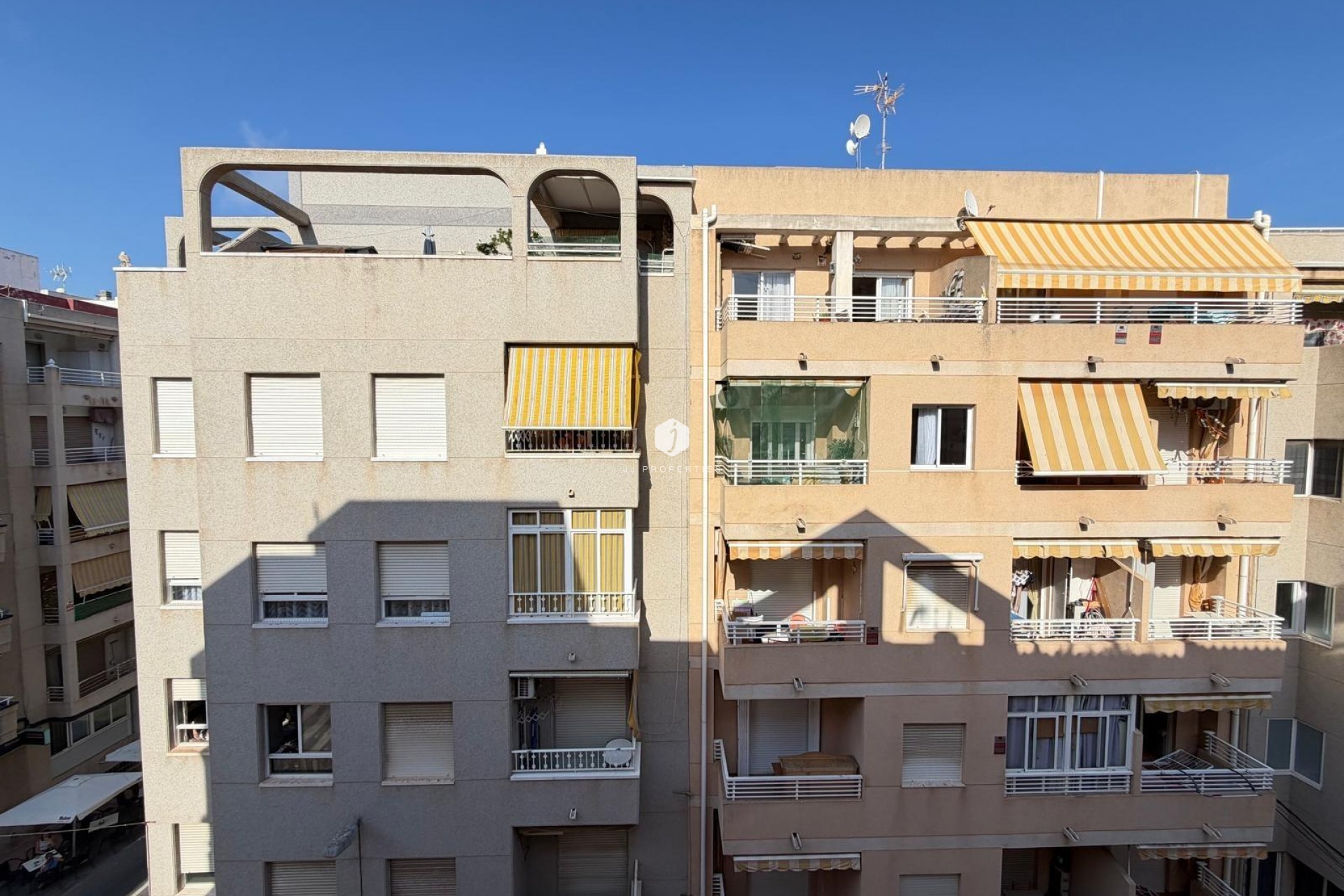 D'occasion - Appartement -
Torrevieja - Playa del Cura