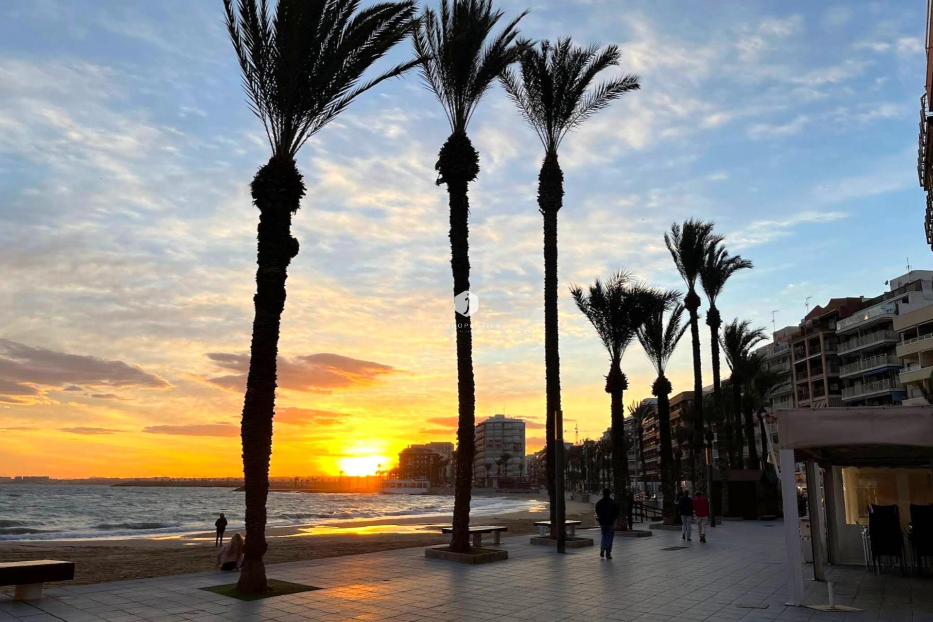 D'occasion - Appartement -
Torrevieja - Playa del Cura