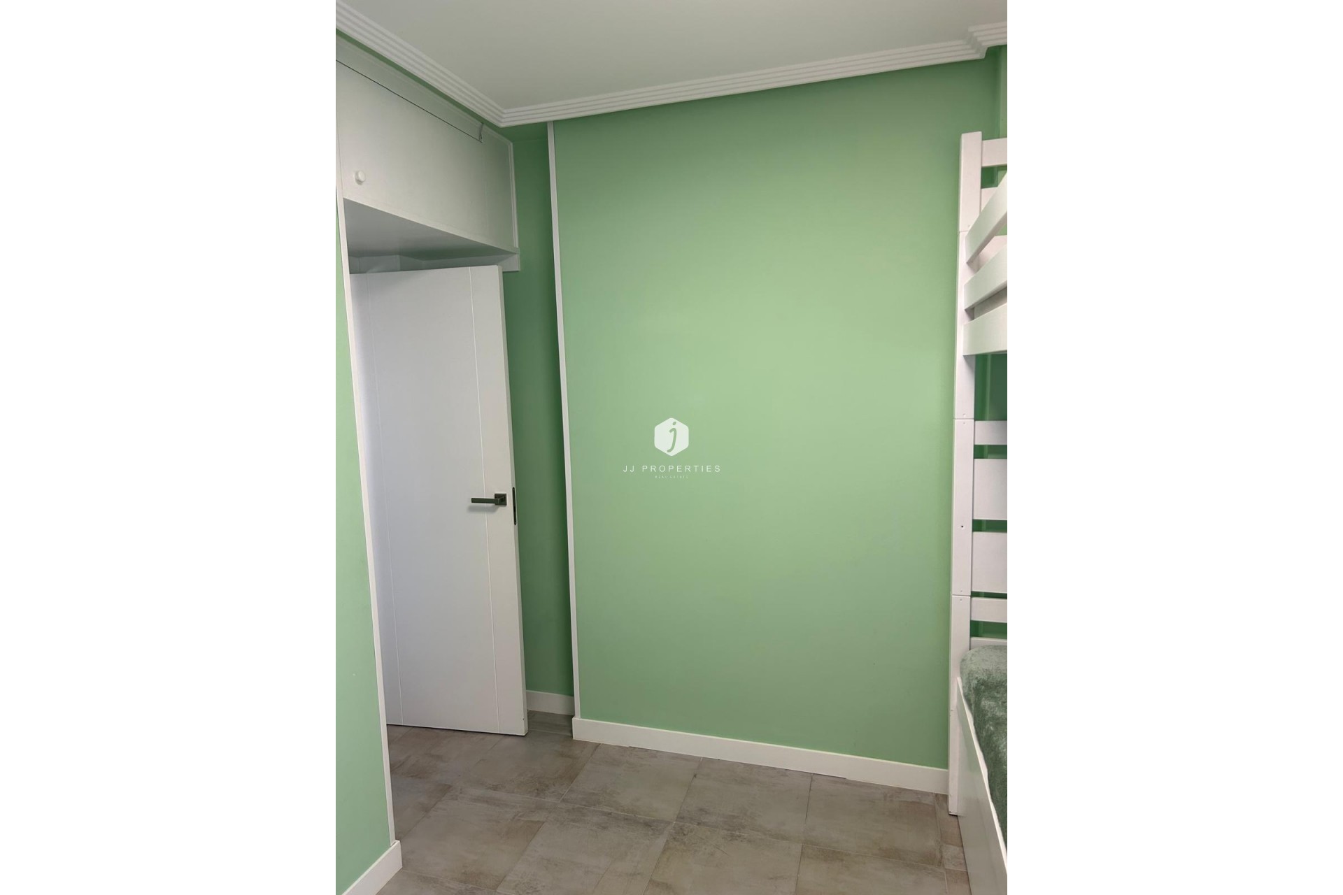 D'occasion - Appartement -
Torrevieja - Playa del Cura