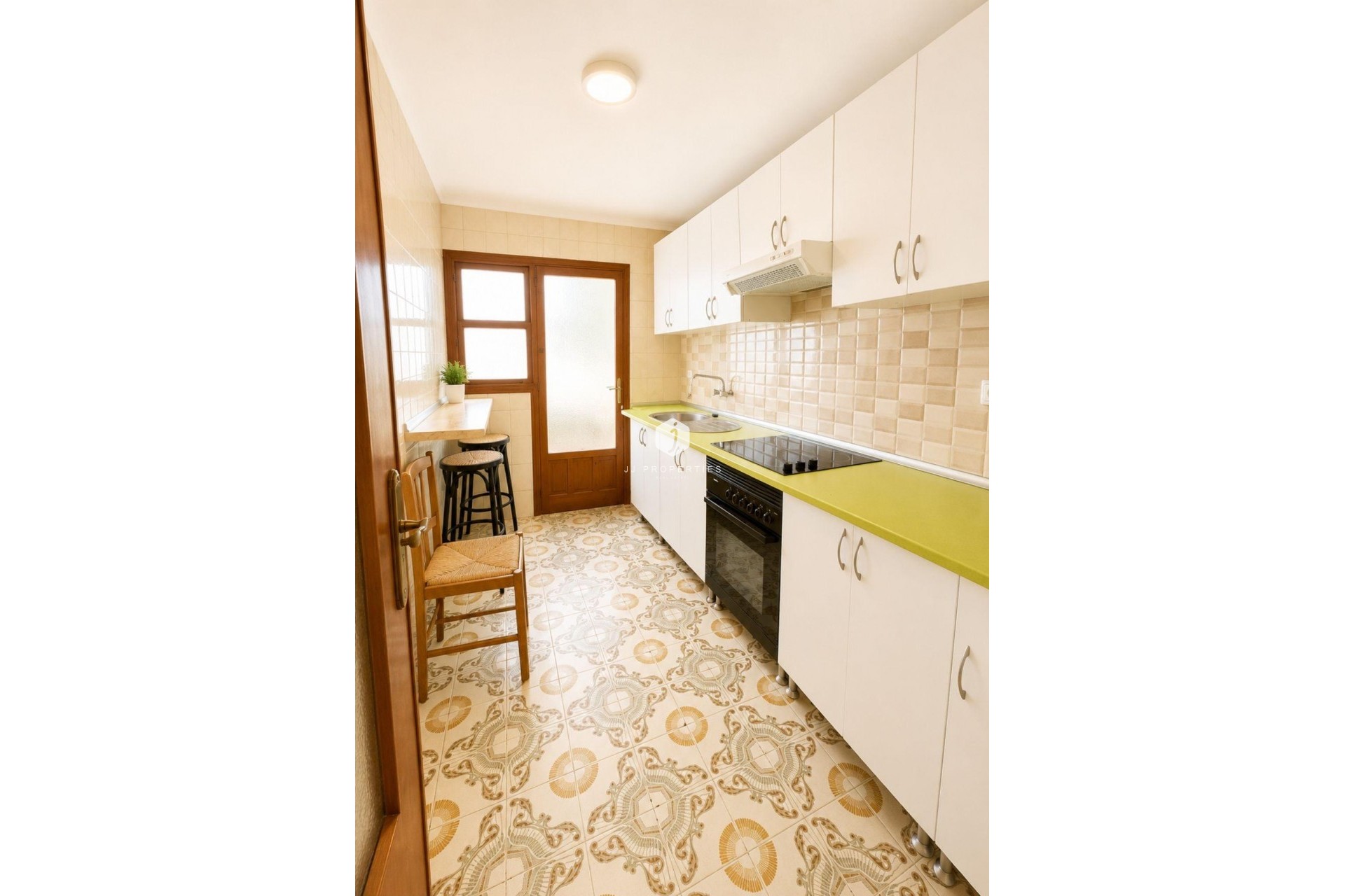 D'occasion - Appartement -
Torrevieja - Playa del Cura