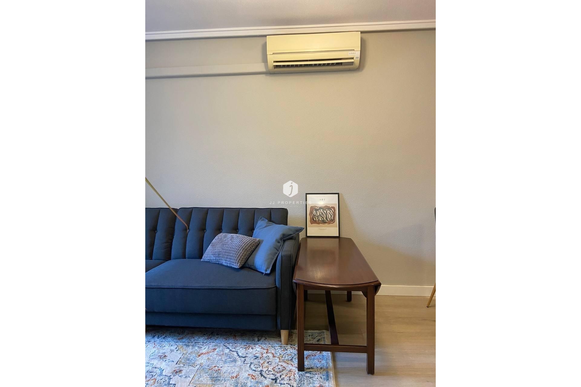 D'occasion - Appartement -
Torrevieja - Playa del Cura