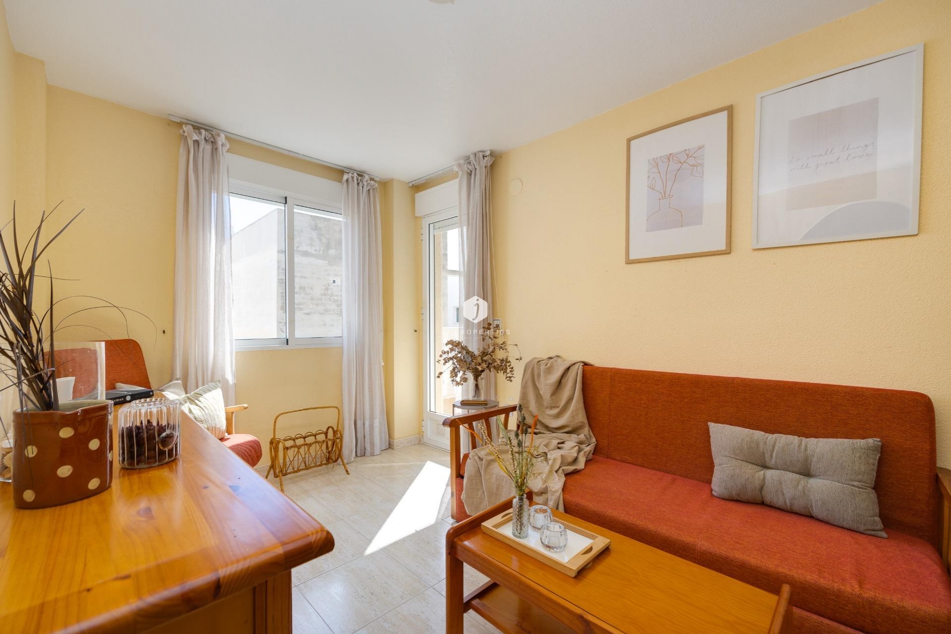 D'occasion - Appartement -
Torrevieja - Playa del Cura