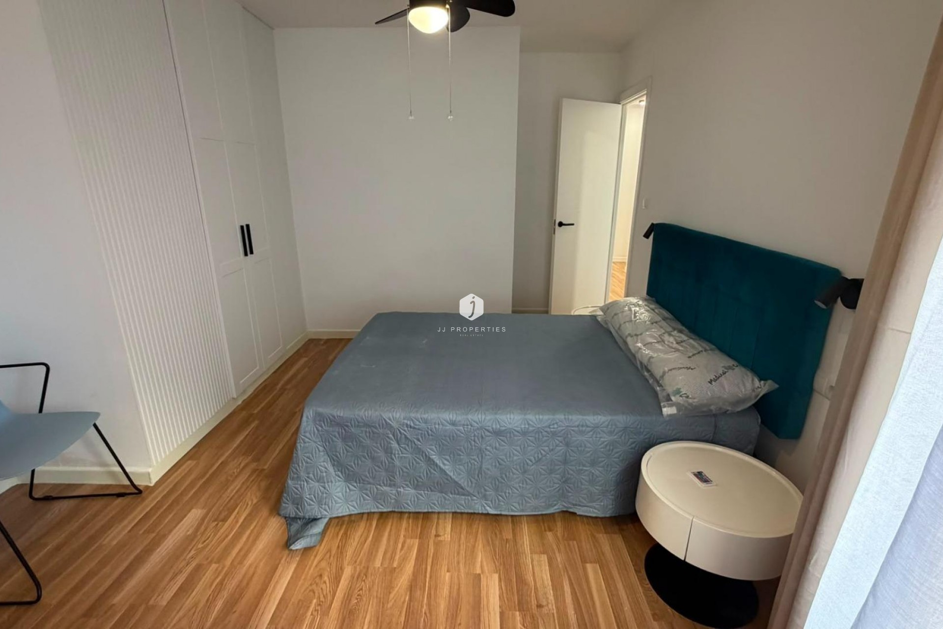 D'occasion - Appartement -
Torrevieja - Playa del Cura