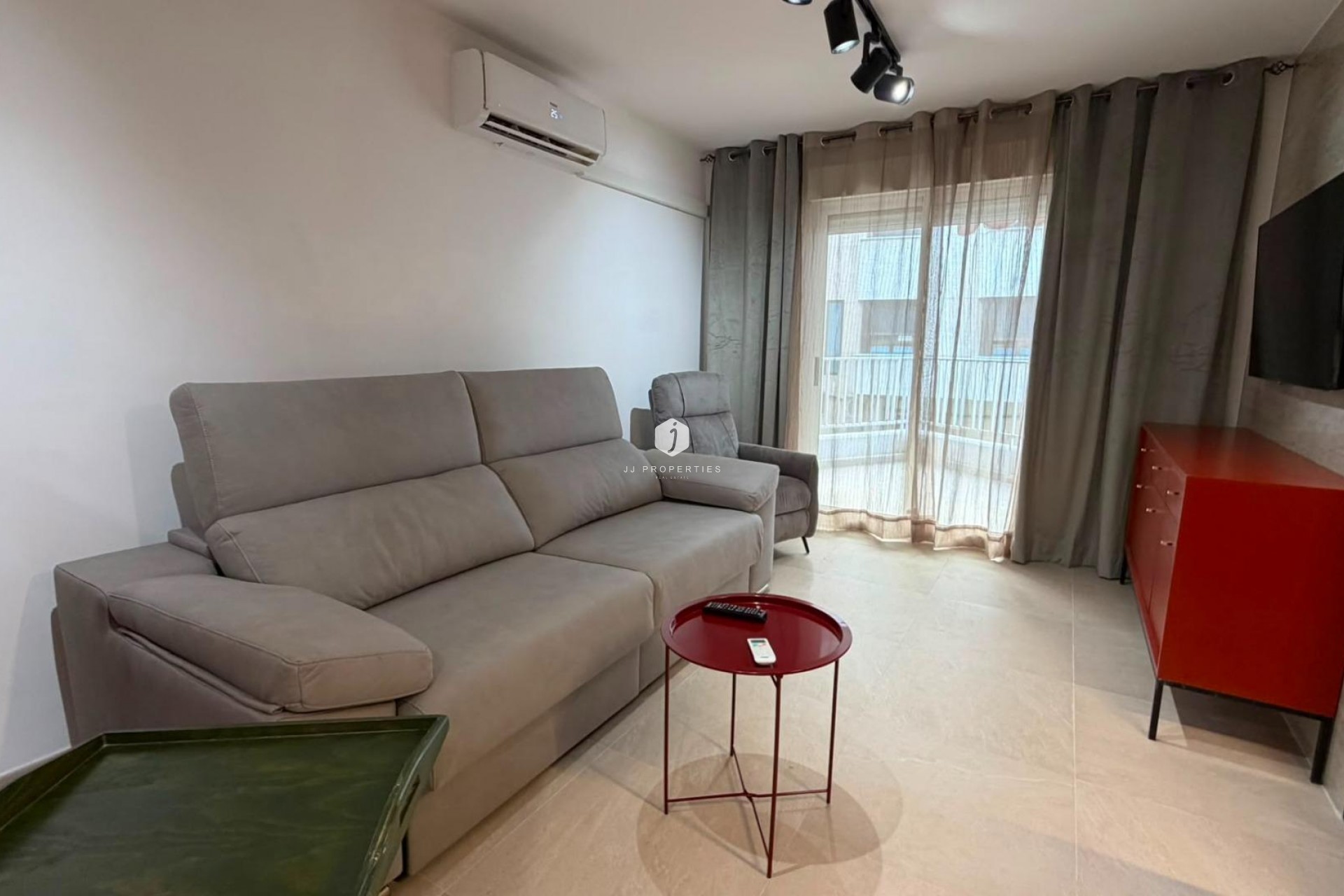 D'occasion - Appartement -
Torrevieja - Playa del Cura