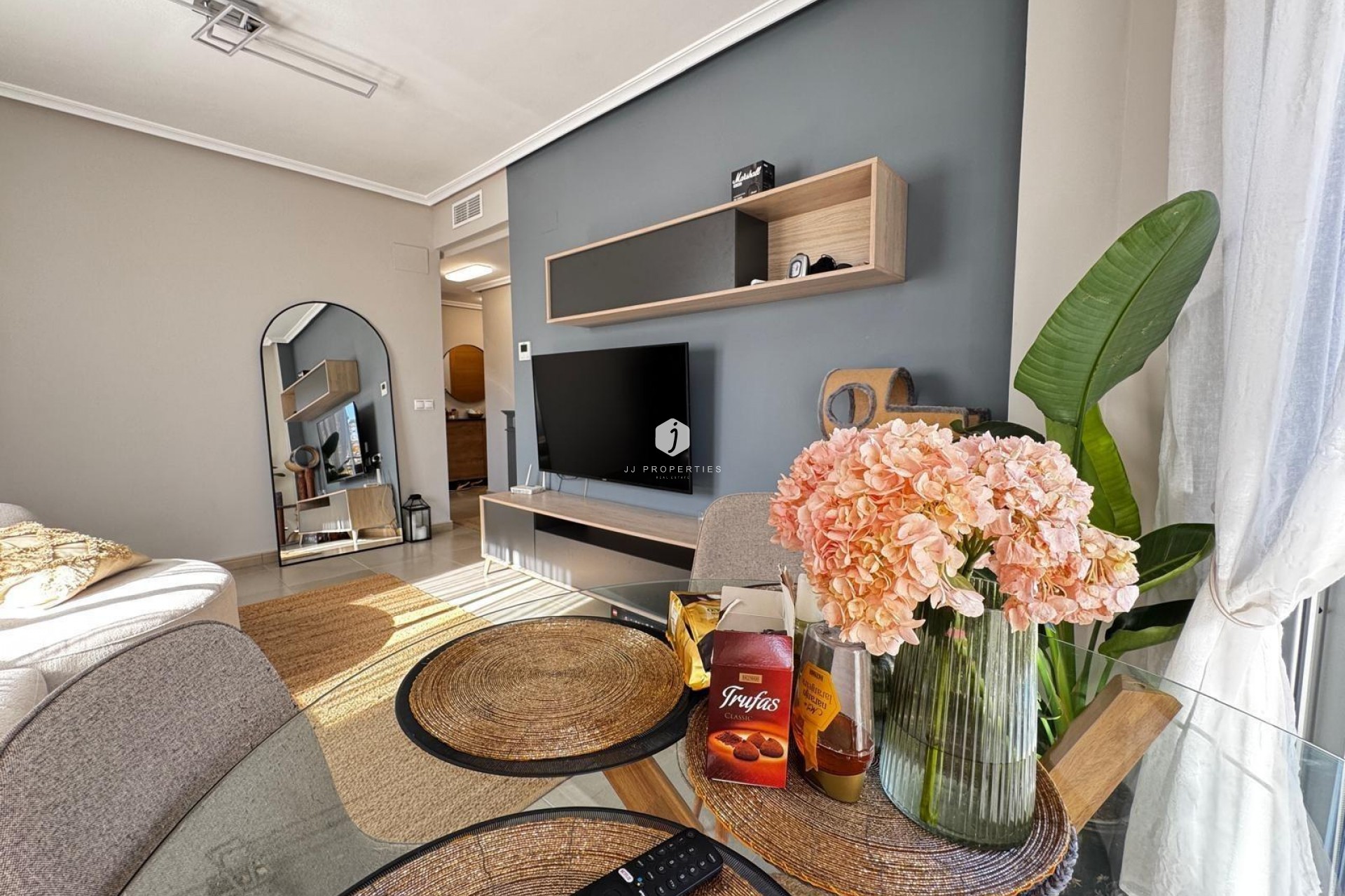 D'occasion - Appartement -
Torrevieja - Playa del Cura