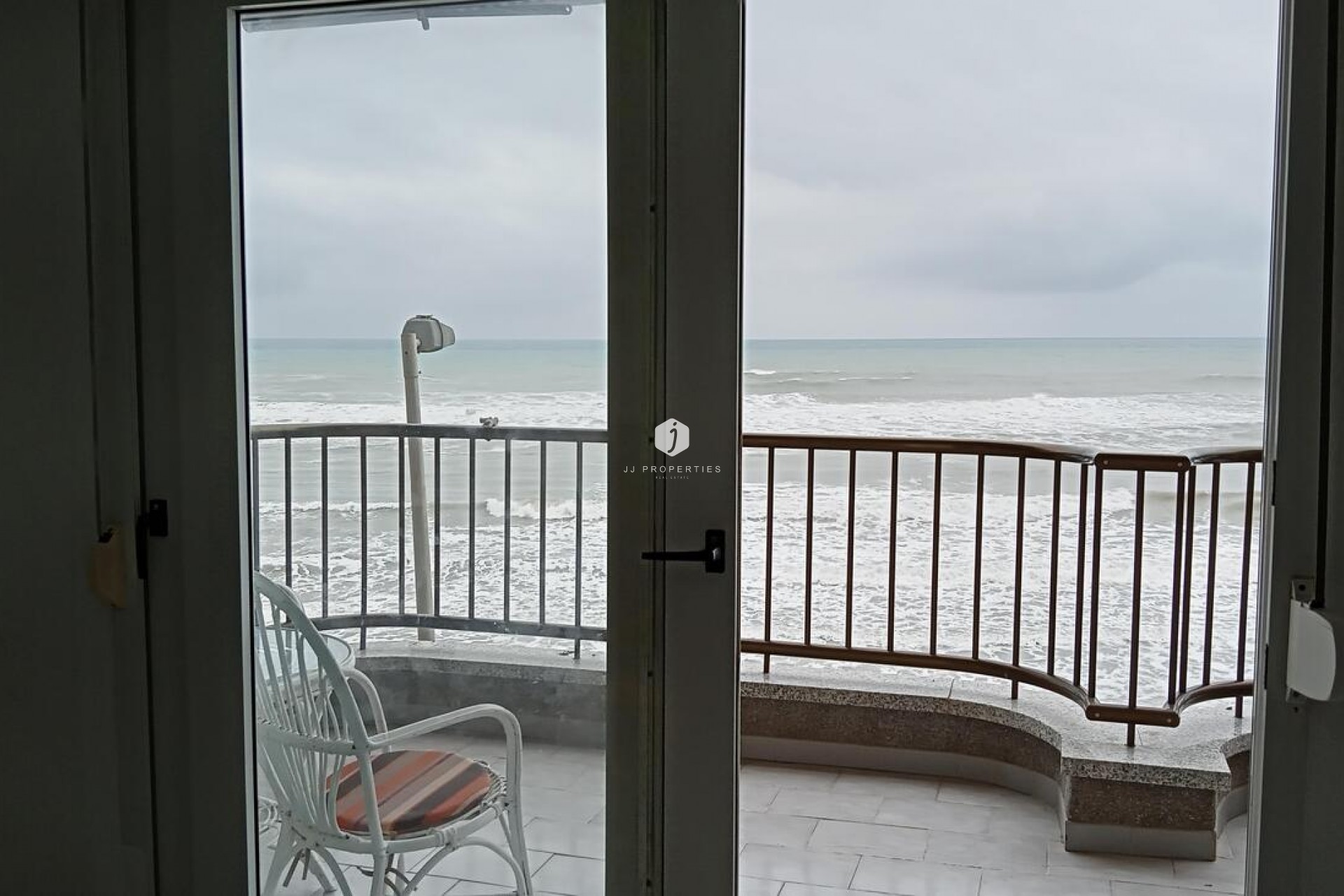 D'occasion - Appartement -
Torrevieja - PLAYA LOS LOCOS