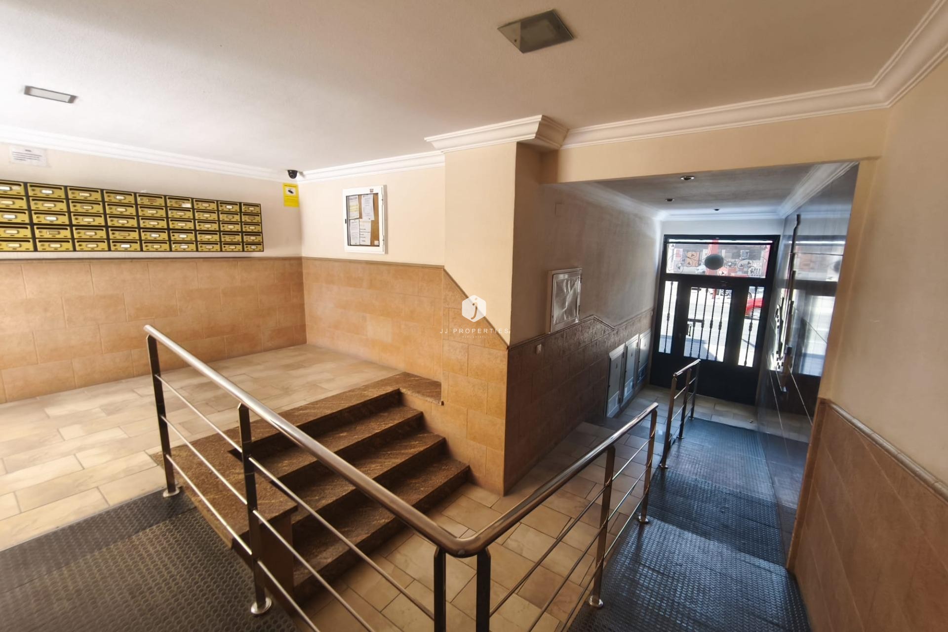 D'occasion - Appartement -
Torrevieja - Puerto Deportivo Marina Salinas