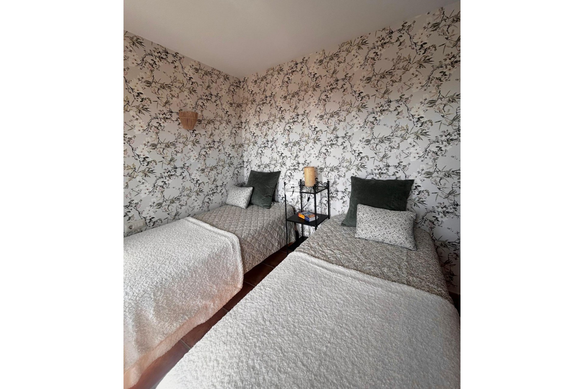 D'occasion - Appartement -
Torrevieja - Punta prima