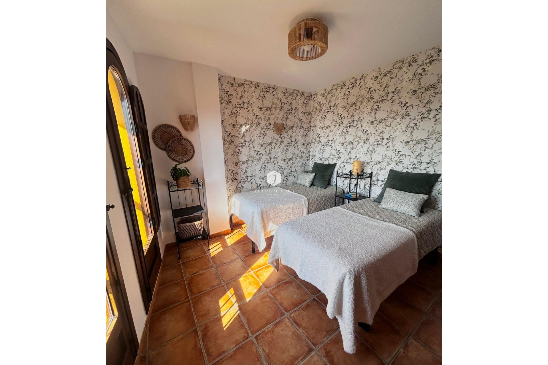 D'occasion - Appartement -
Torrevieja - Punta prima