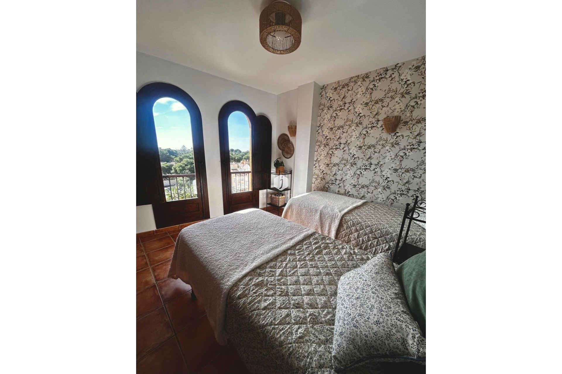 D'occasion - Appartement -
Torrevieja - Punta prima