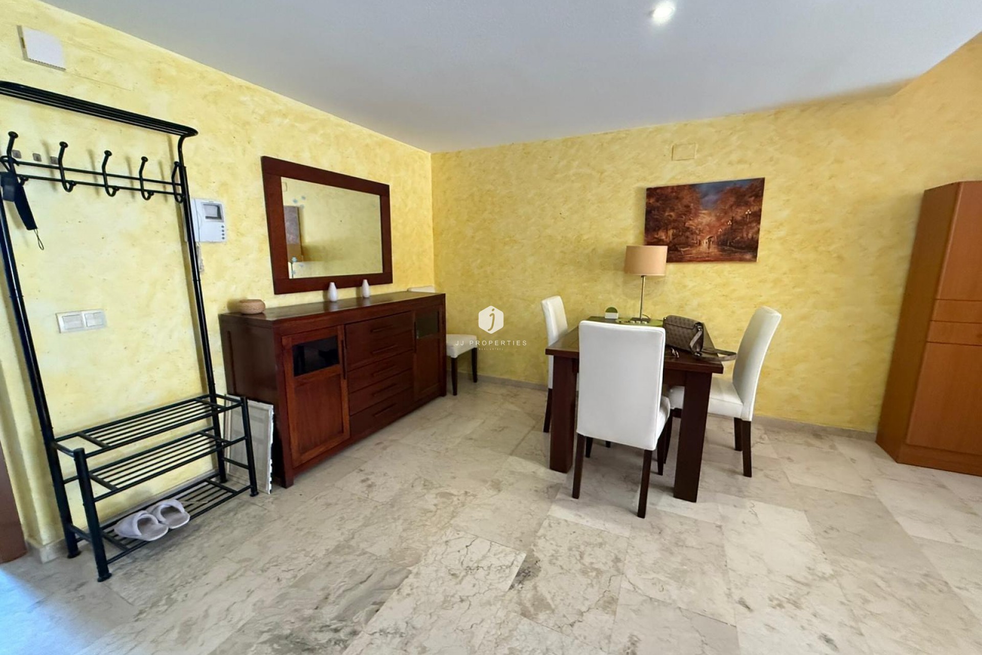 D'occasion - Appartement -
Torrevieja - Punta prima