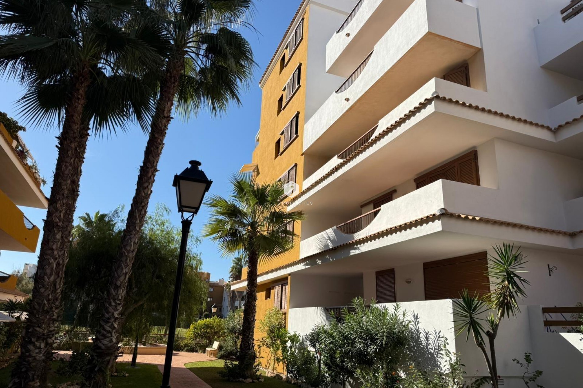 D'occasion - Appartement -
Torrevieja - Punta prima