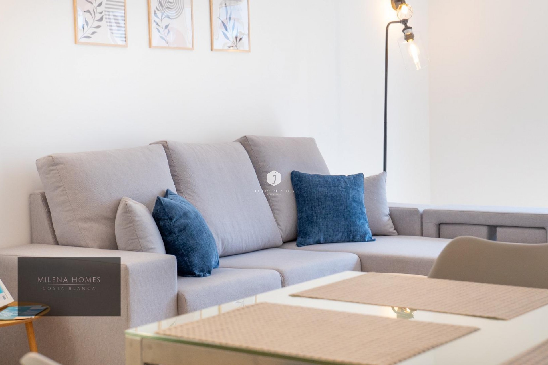 D'occasion - Appartement -
Torrevieja - Punta prima