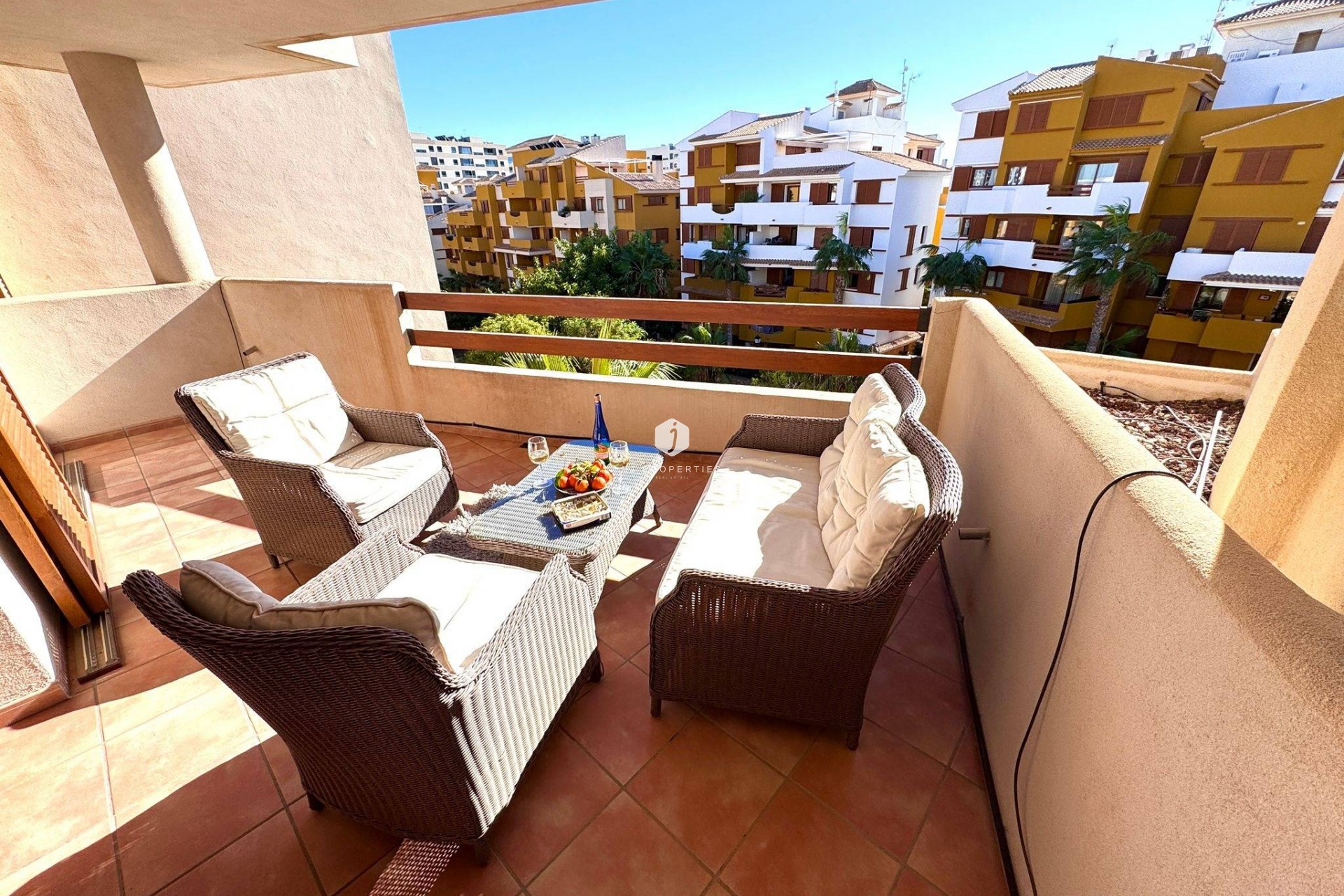 D'occasion - Appartement -
Torrevieja - Punta prima