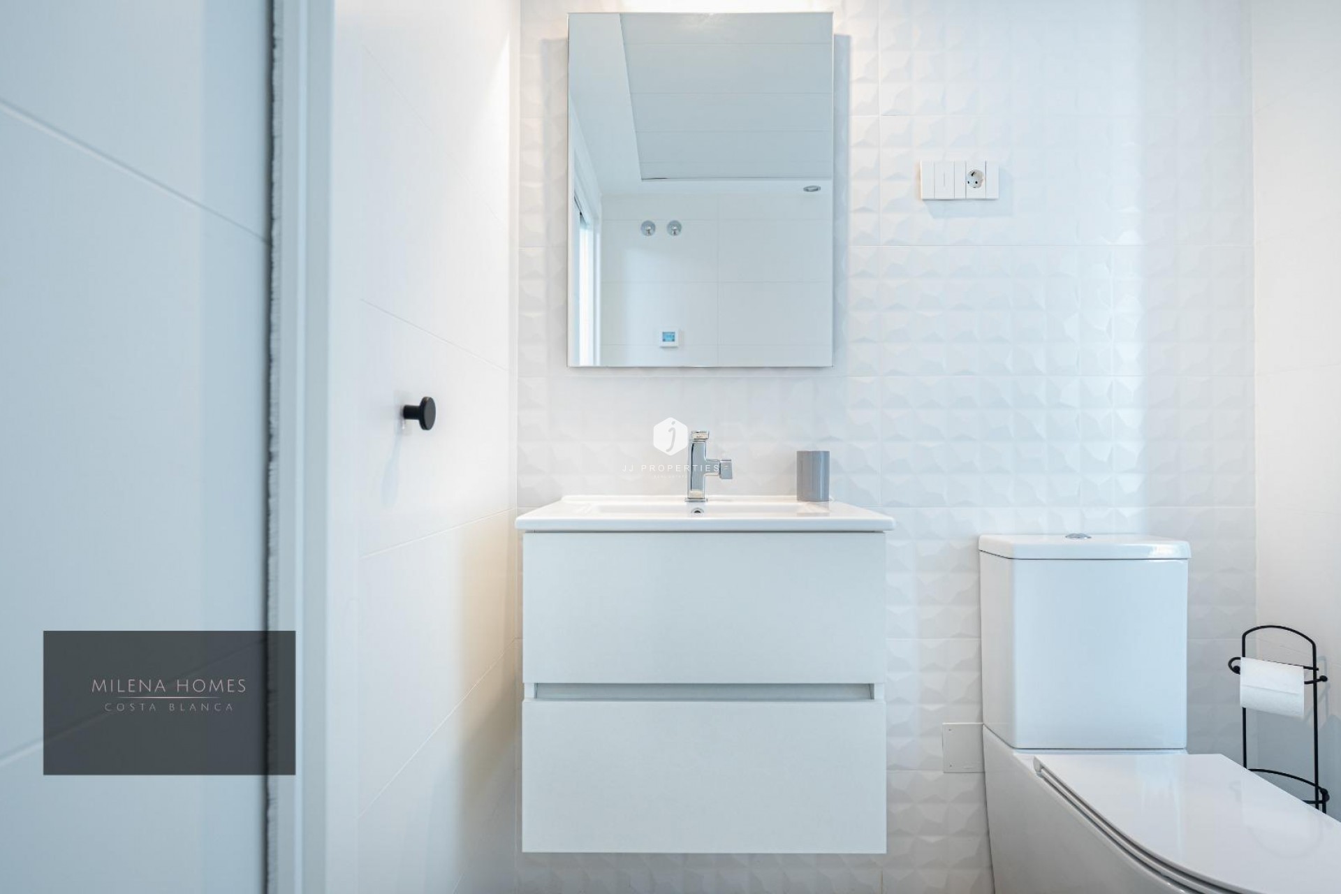 D'occasion - Appartement -
Torrevieja - Punta prima