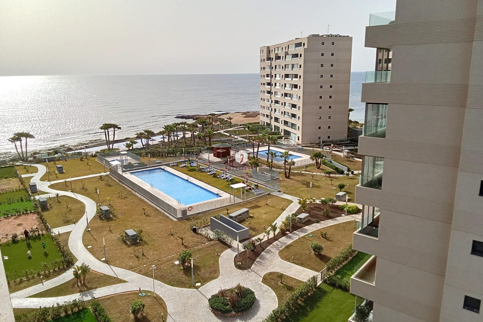 D'occasion - Appartement -
Torrevieja - Punta prima
