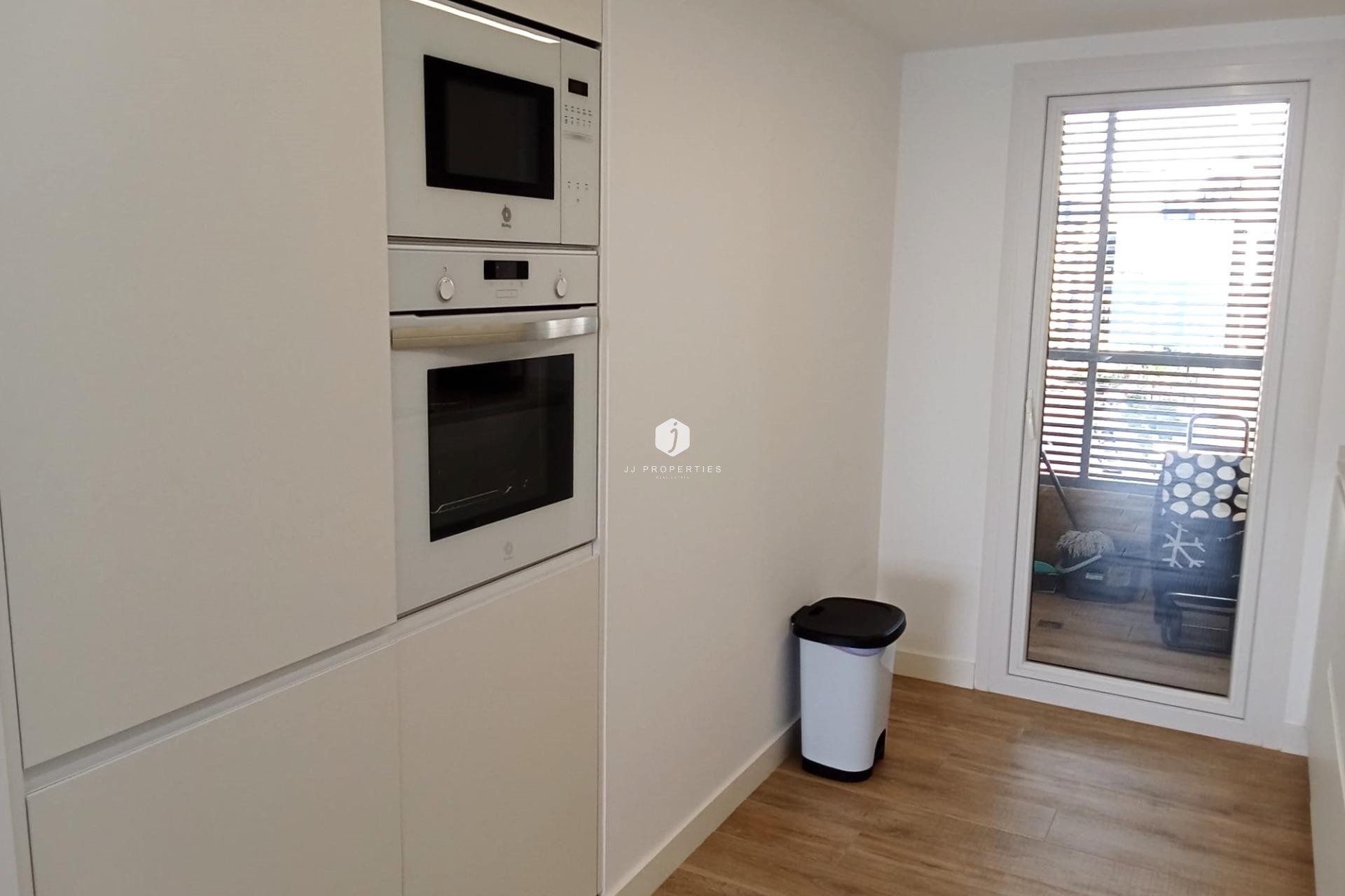 D'occasion - Appartement -
Torrevieja - Punta prima