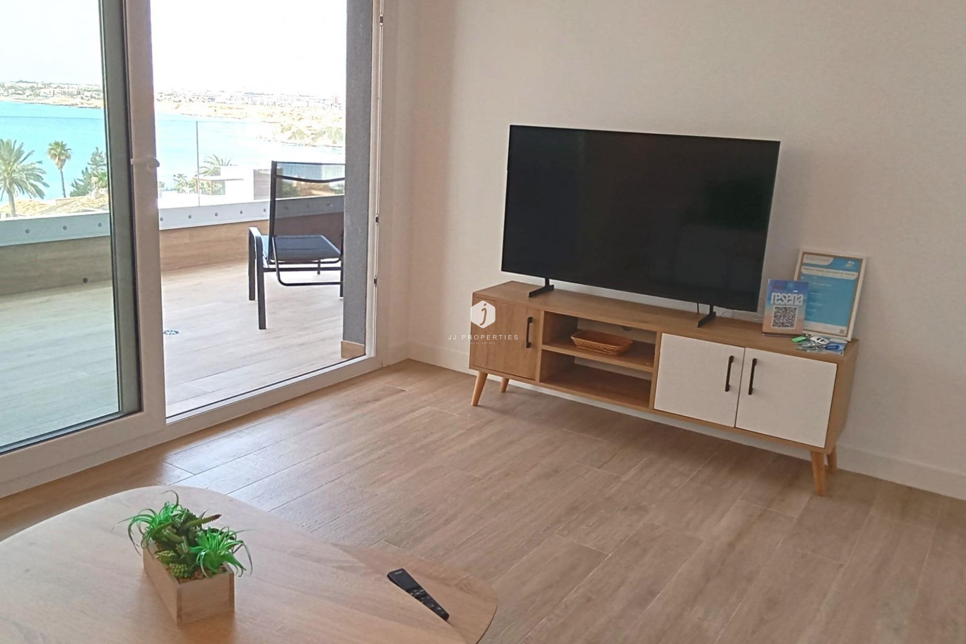 D'occasion - Appartement -
Torrevieja - Punta prima