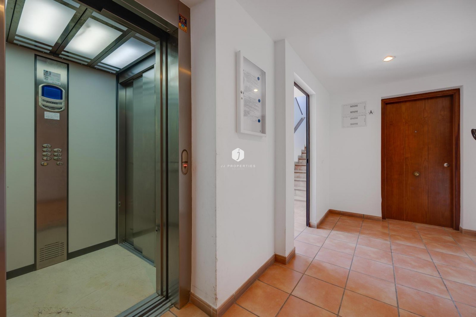 D'occasion - Appartement -
Torrevieja - Punta prima