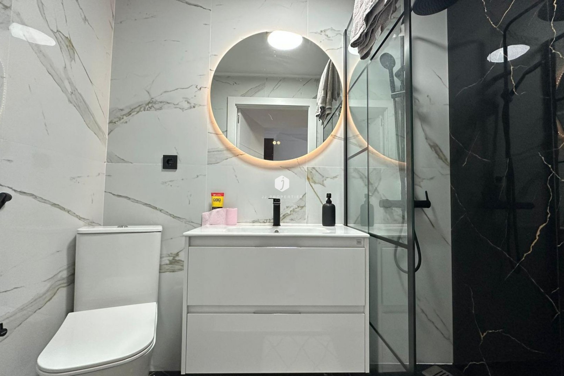 D'occasion - Appartement -
Torrevieja