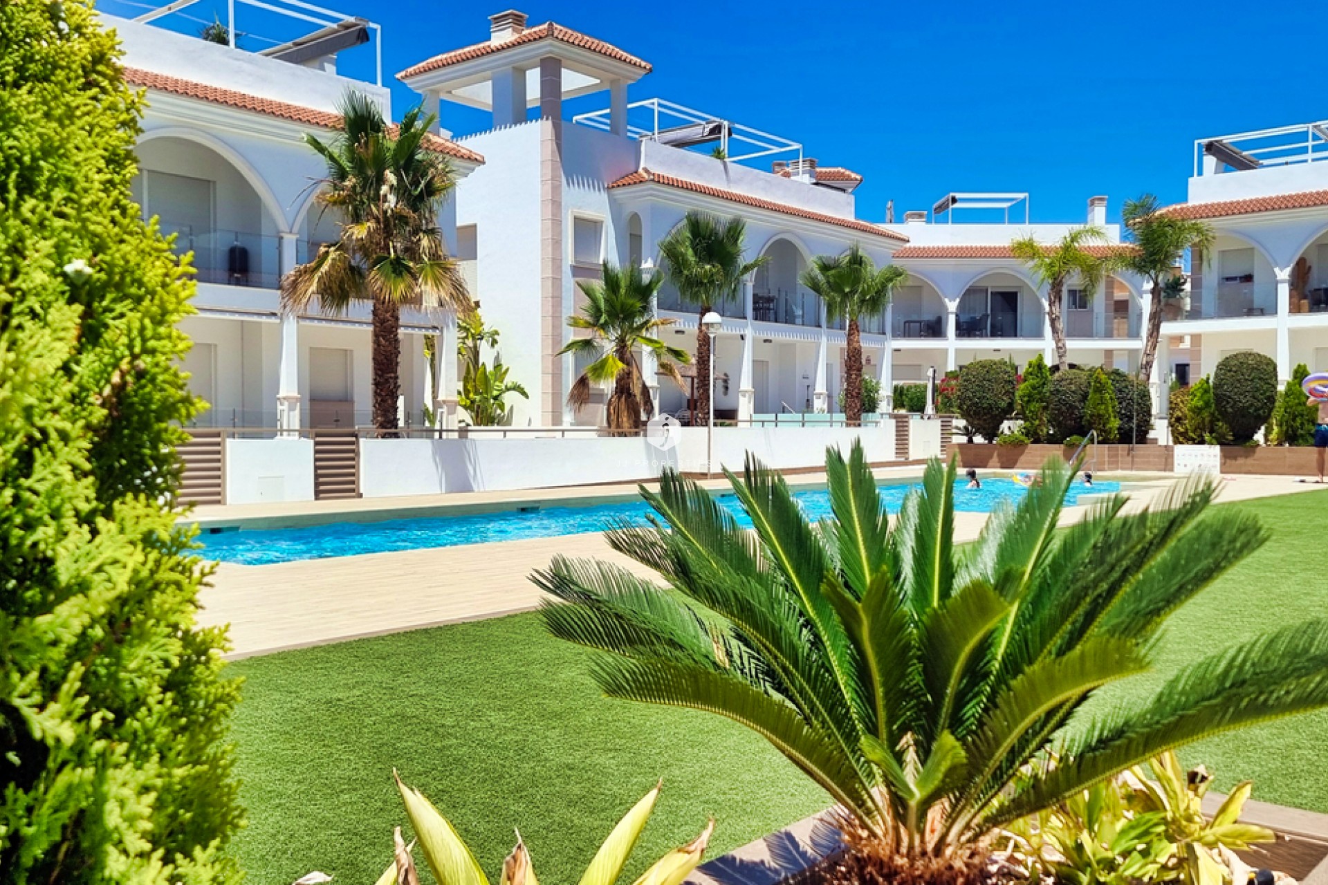 D'occasion - Attique -
Ciudad Quesada - Dona Pepa