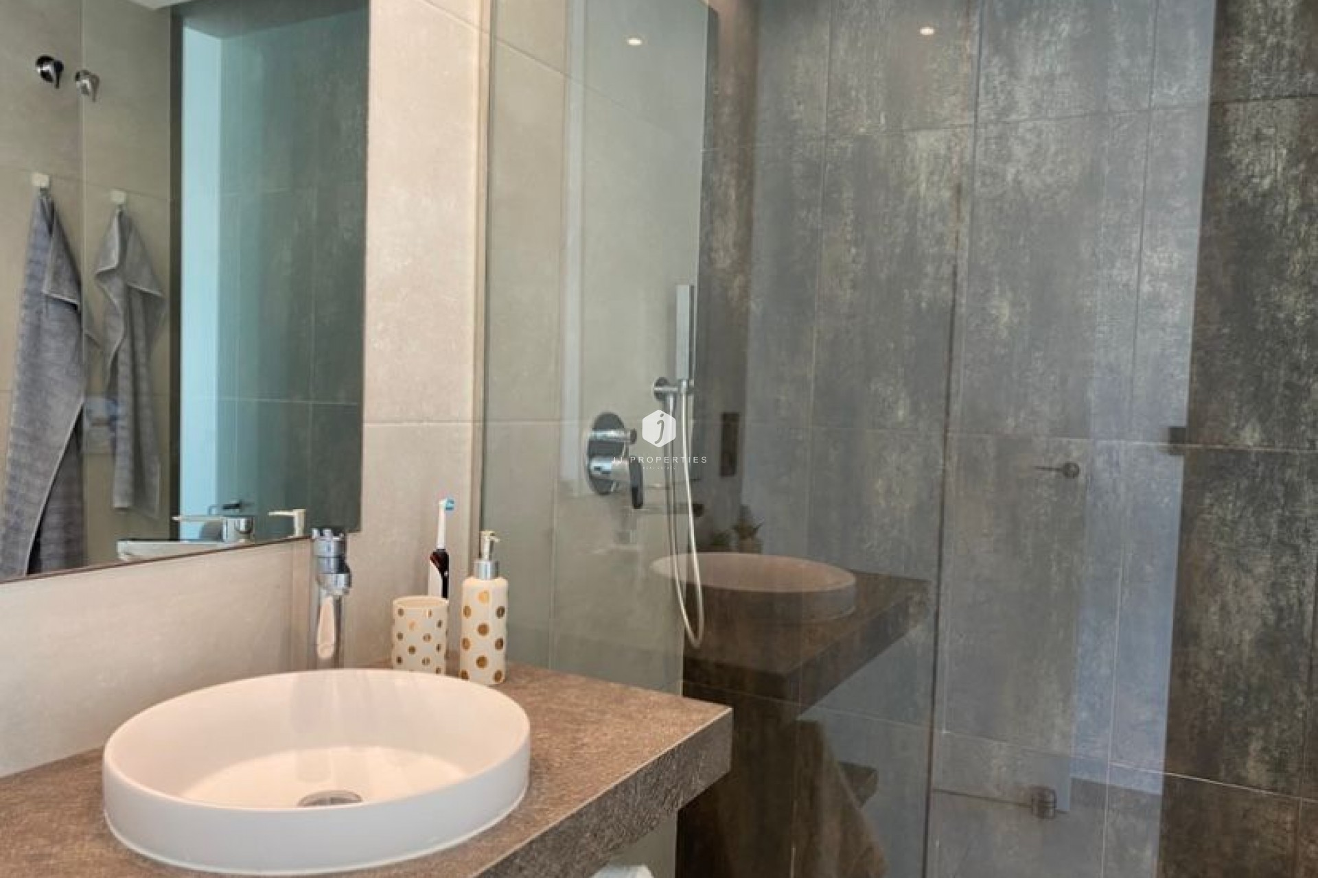 D'occasion - Attique -
El Raso - Costa Blanca