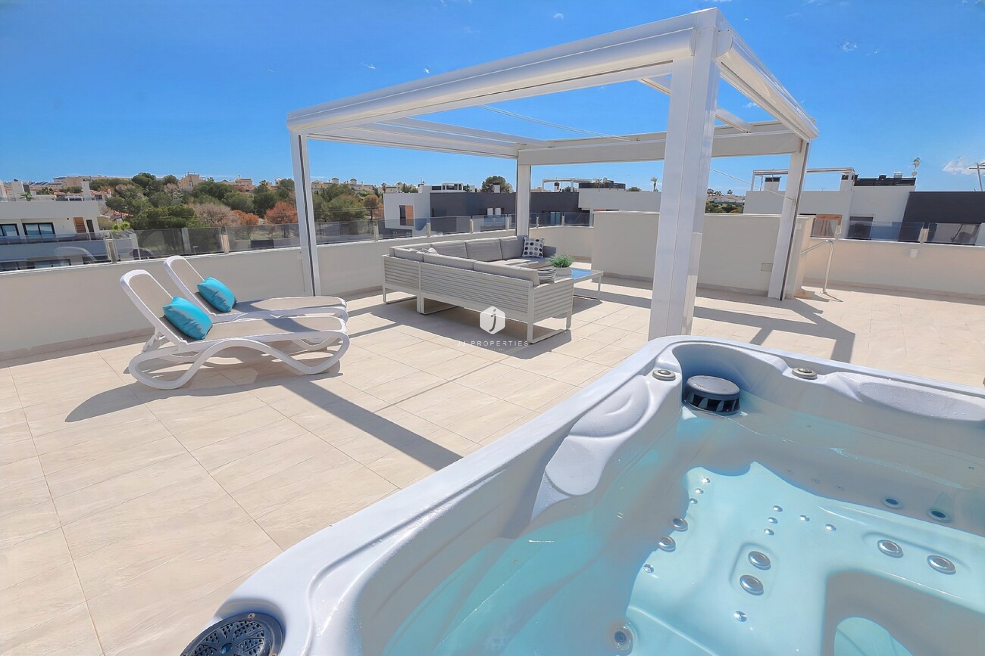 D'occasion - Attique -
Los Altos - Costa Blanca