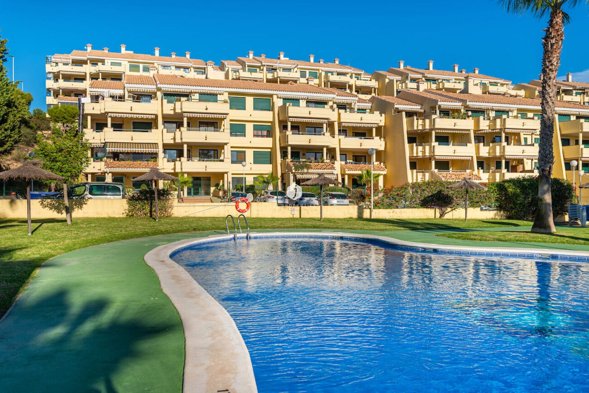 D'occasion - Attique -
Orihuela Costa - Campoamor