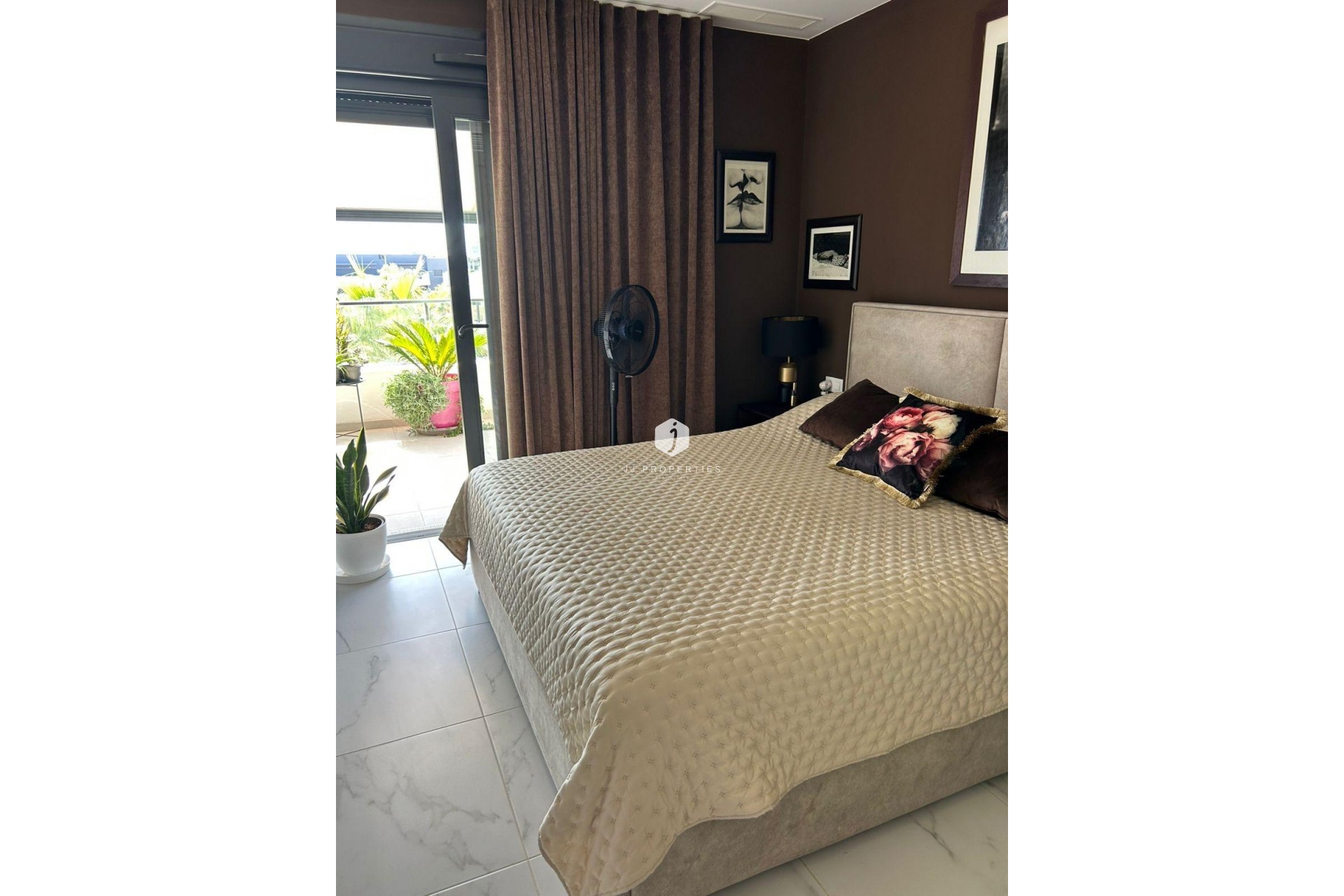 D'occasion - Attique -
Orihuela Costa - Playa Flamenca