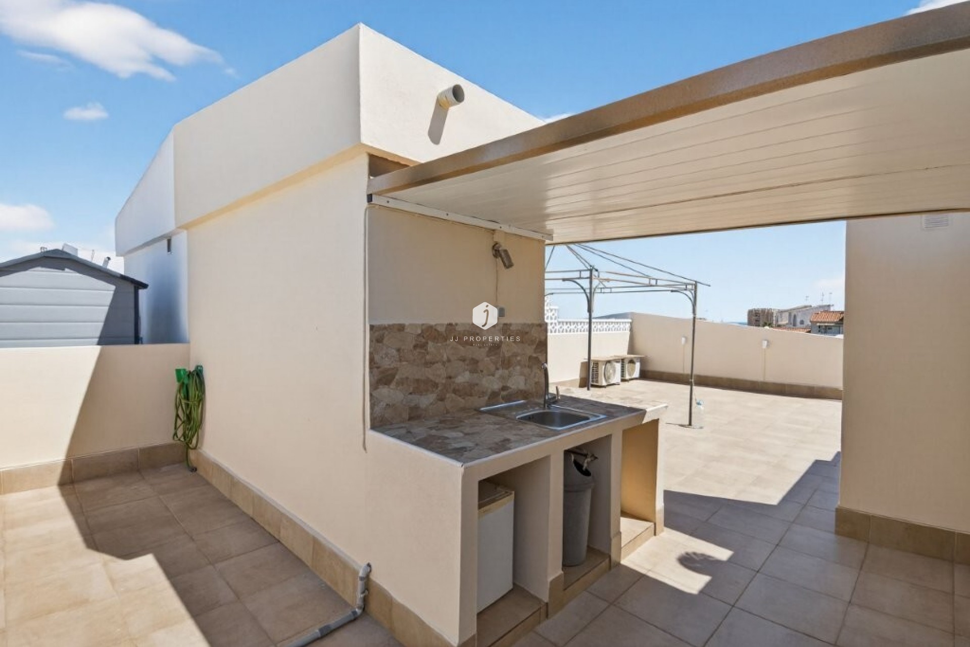 D'occasion - Attique -
Torrevieja - Calas Blancas