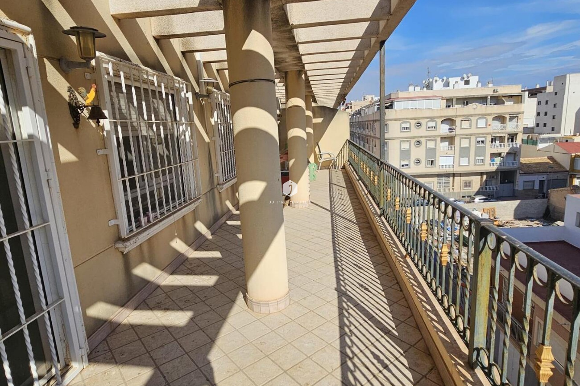 D'occasion - Attique -
Torrevieja - CENTRE