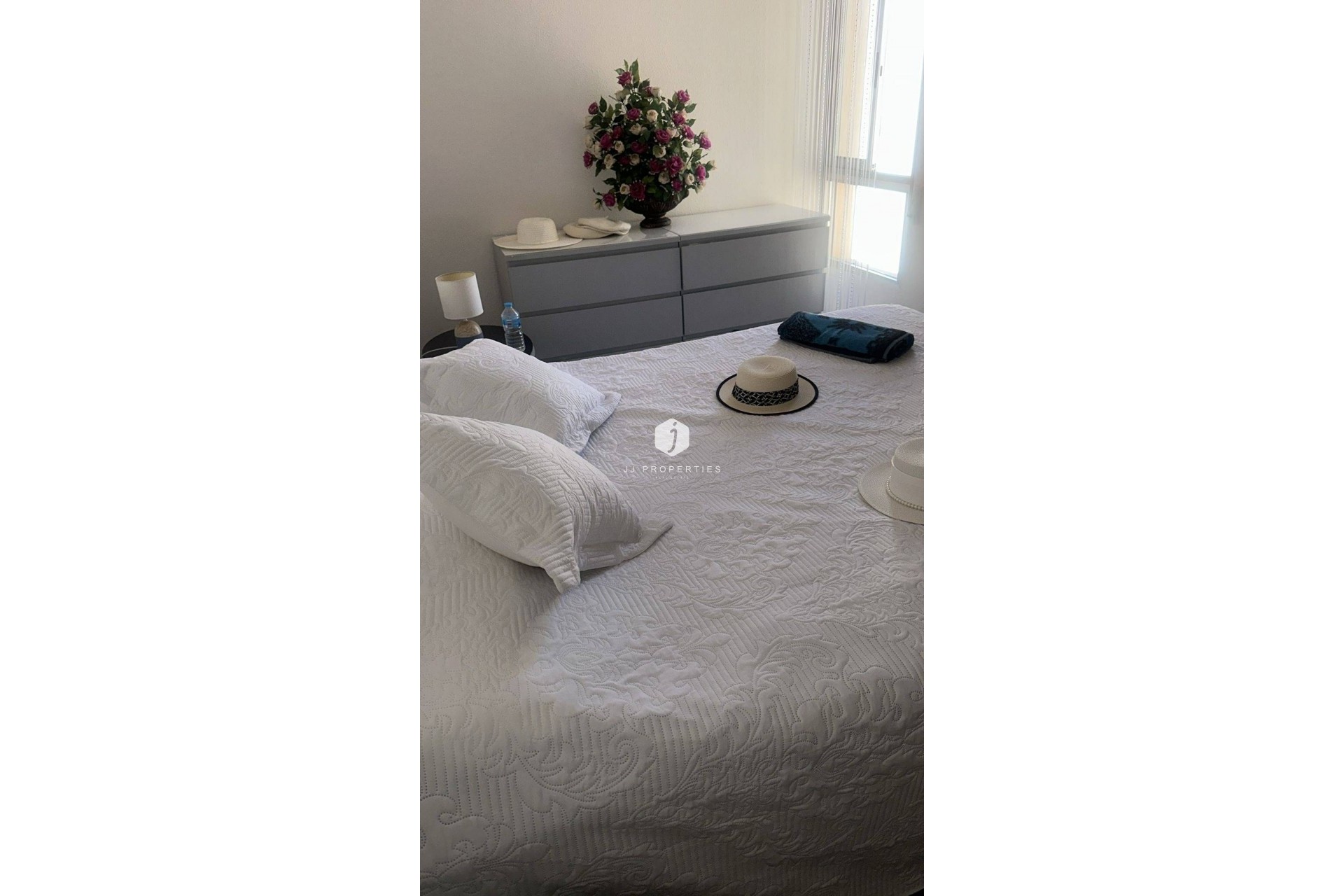 D'occasion - Attique -
Torrevieja - Centro