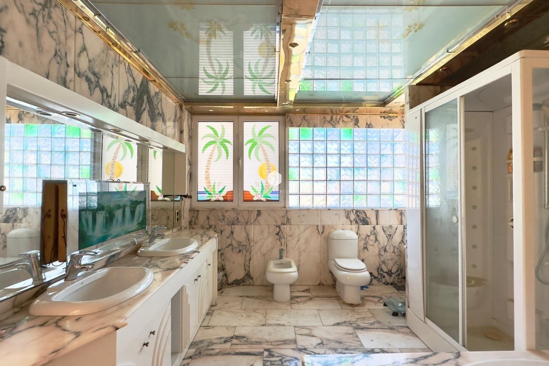 D'occasion - Attique -
Torrevieja - Centro