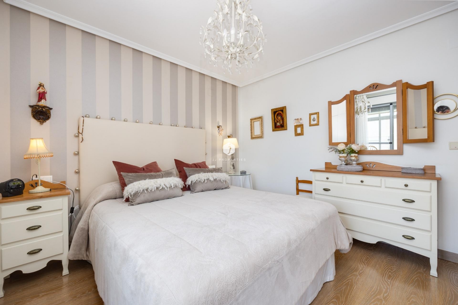 D'occasion - Attique -
Torrevieja - Centro