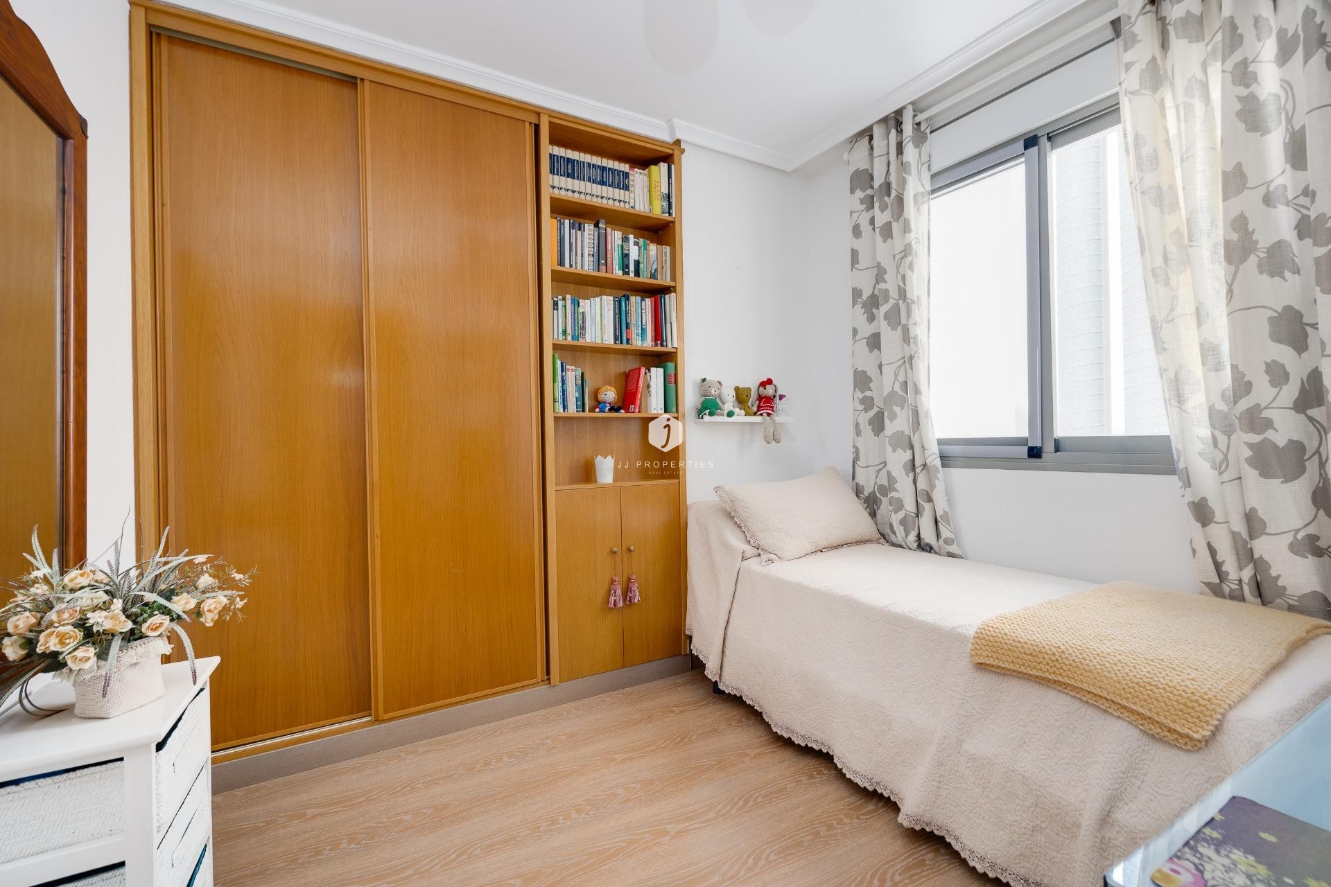 D'occasion - Attique -
Torrevieja - Centro