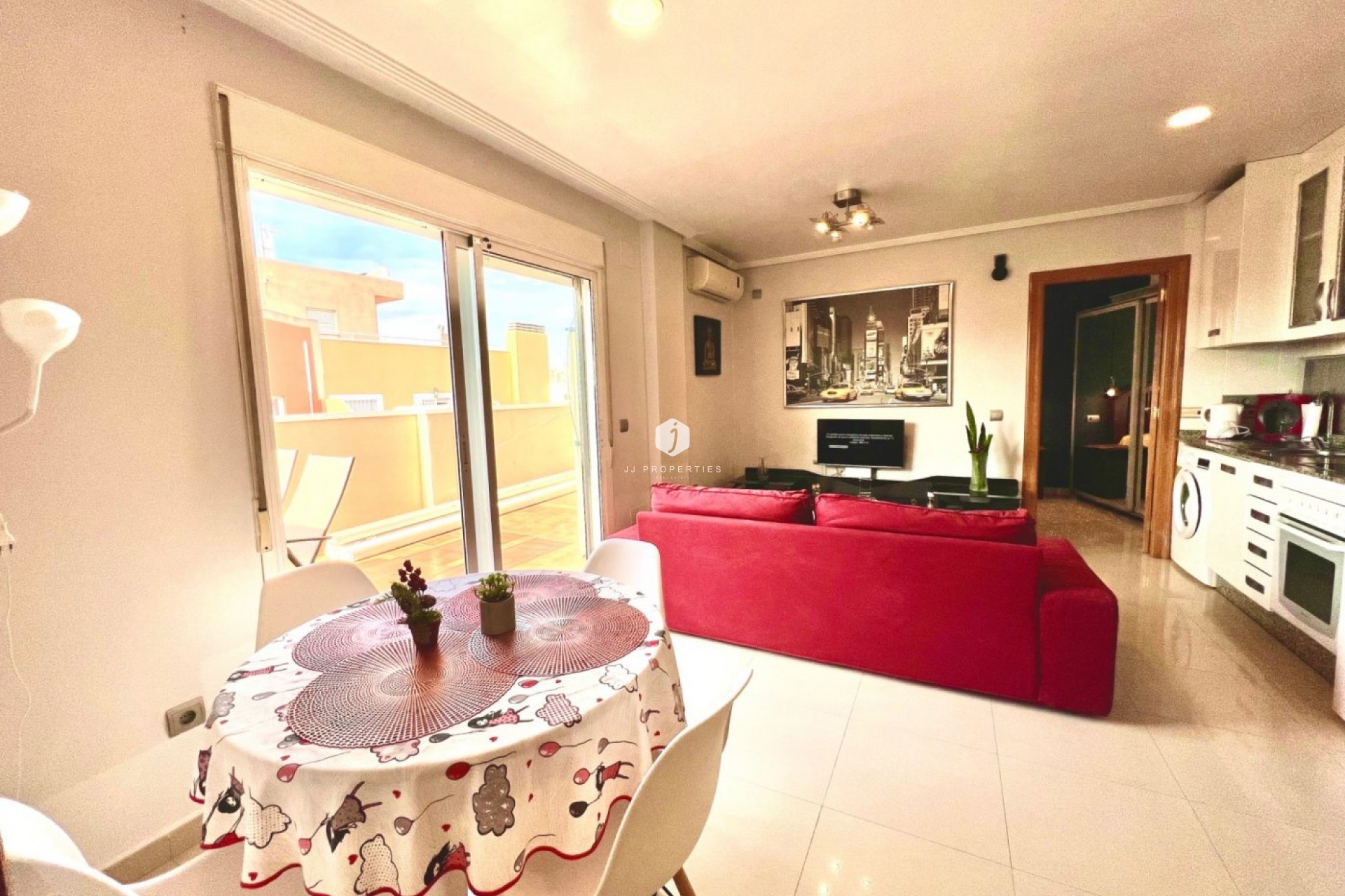 D'occasion - Attique -
Torrevieja - Centro