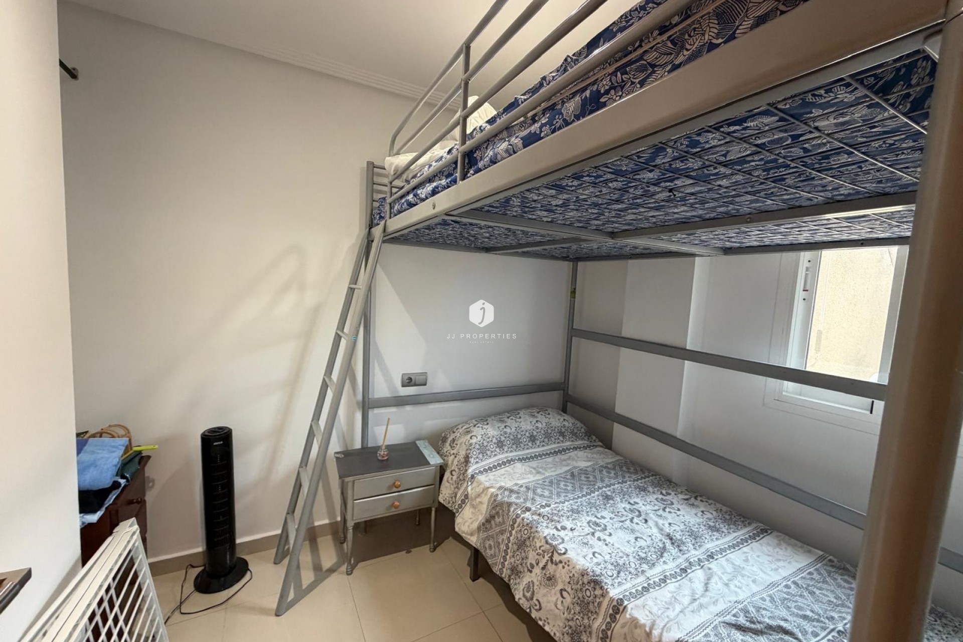 D'occasion - Attique -
Torrevieja - Centro