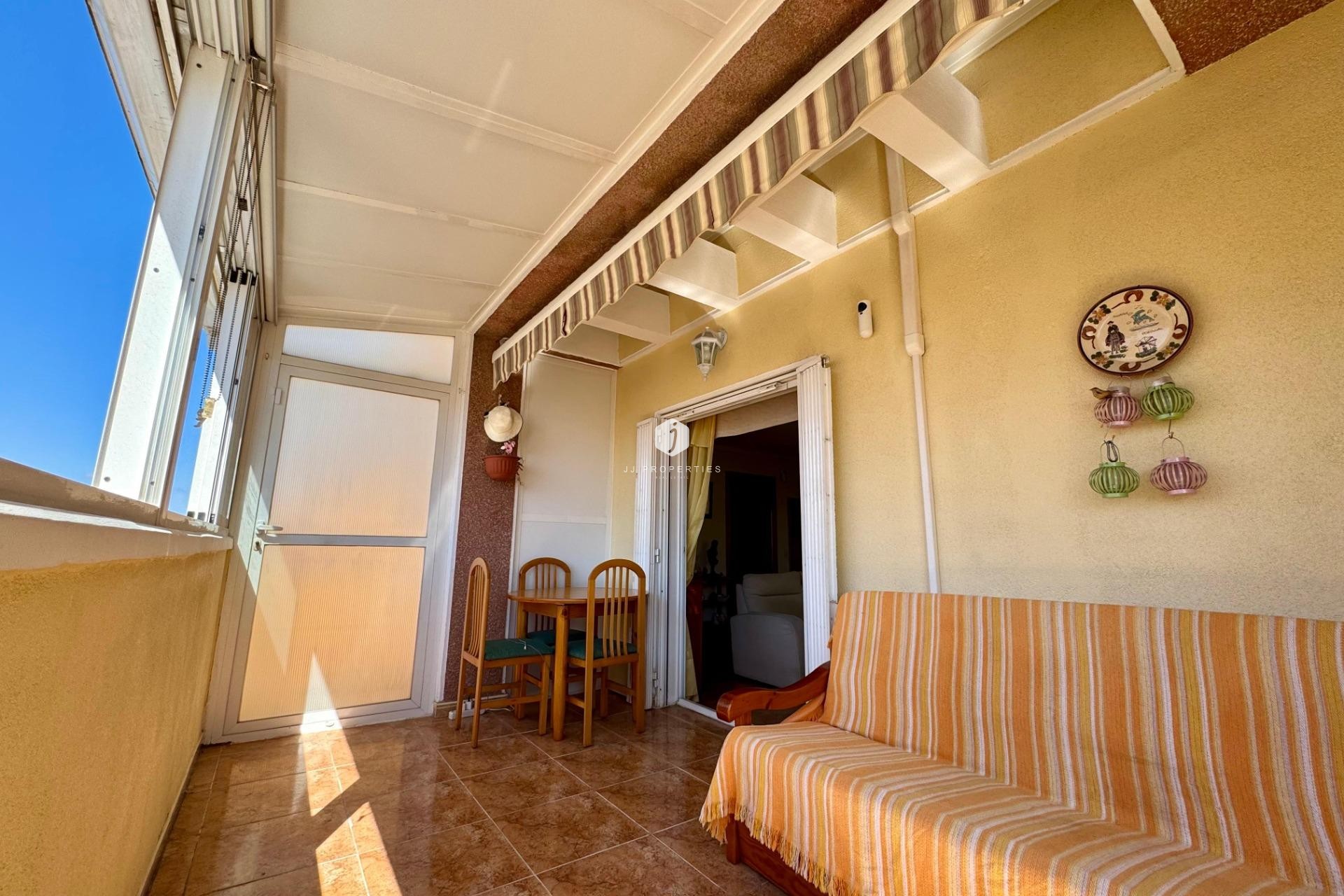 D'occasion - Attique -
Torrevieja - Costa Blanca