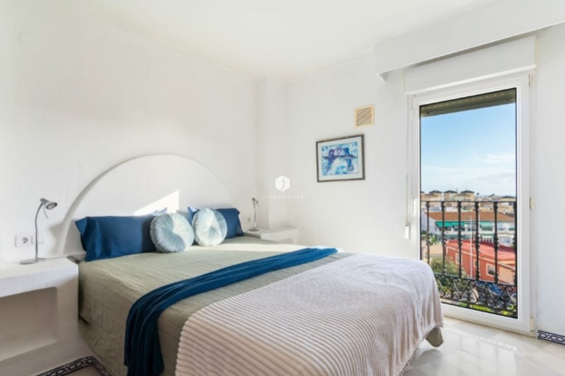 D'occasion - Attique -
Torrevieja - Costa Blanca