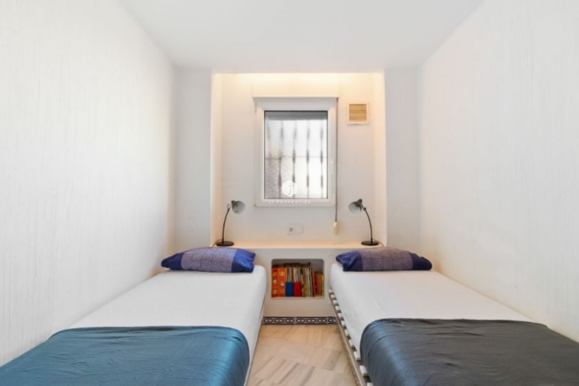 D'occasion - Attique -
Torrevieja - Costa Blanca