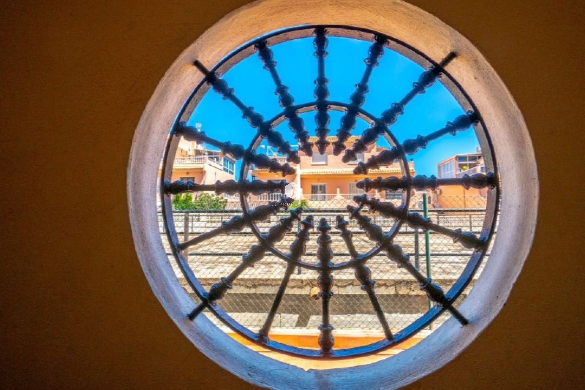 D'occasion - Attique -
Torrevieja - Costa Blanca